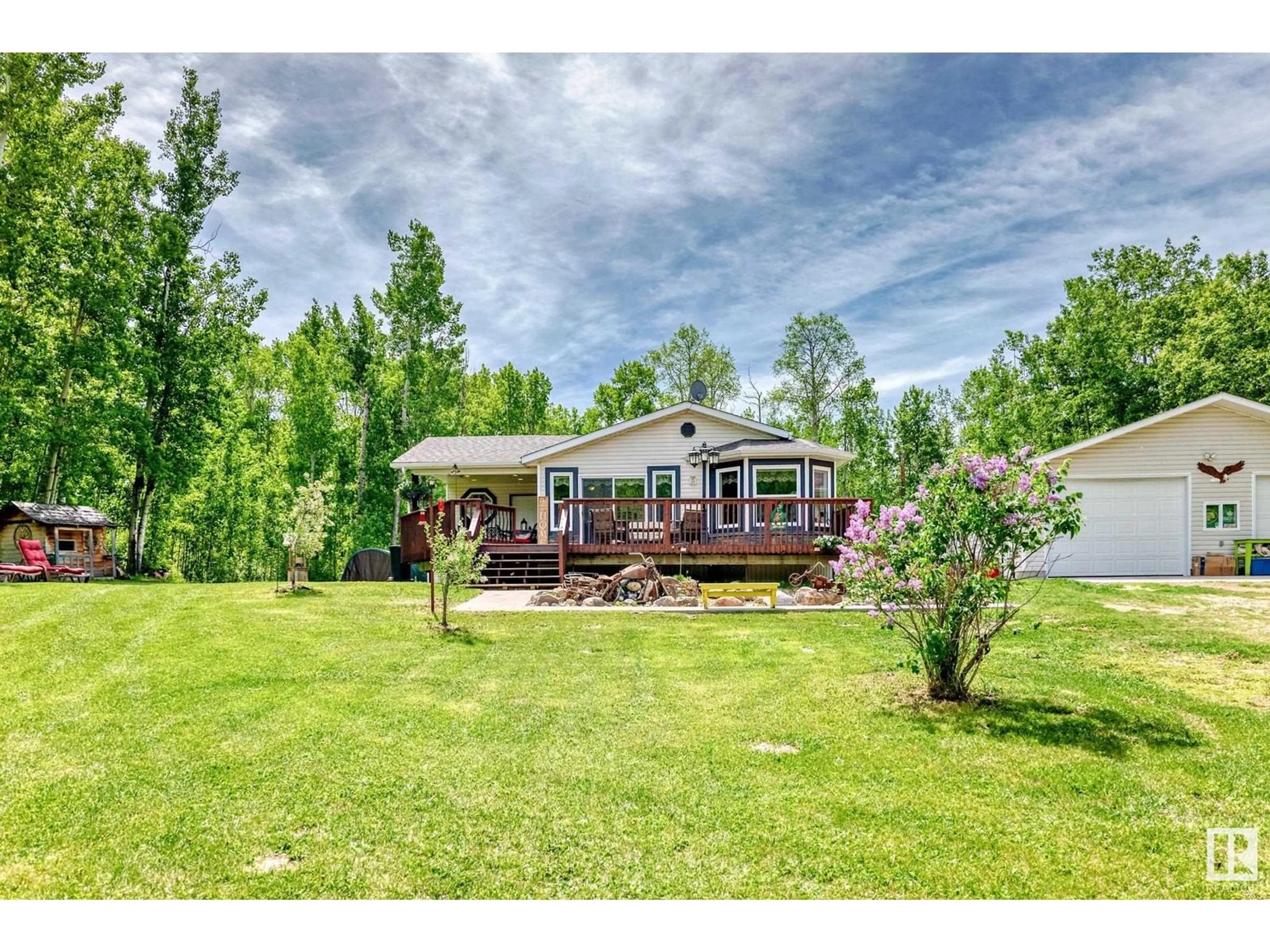 A pic from outside/outdoor area/front of a property/back of a property/a pic from drone, water/lake/river/ocean view for 326 53319 RGE ROAD 31, Rural Parkland County Alberta T7Y0E3