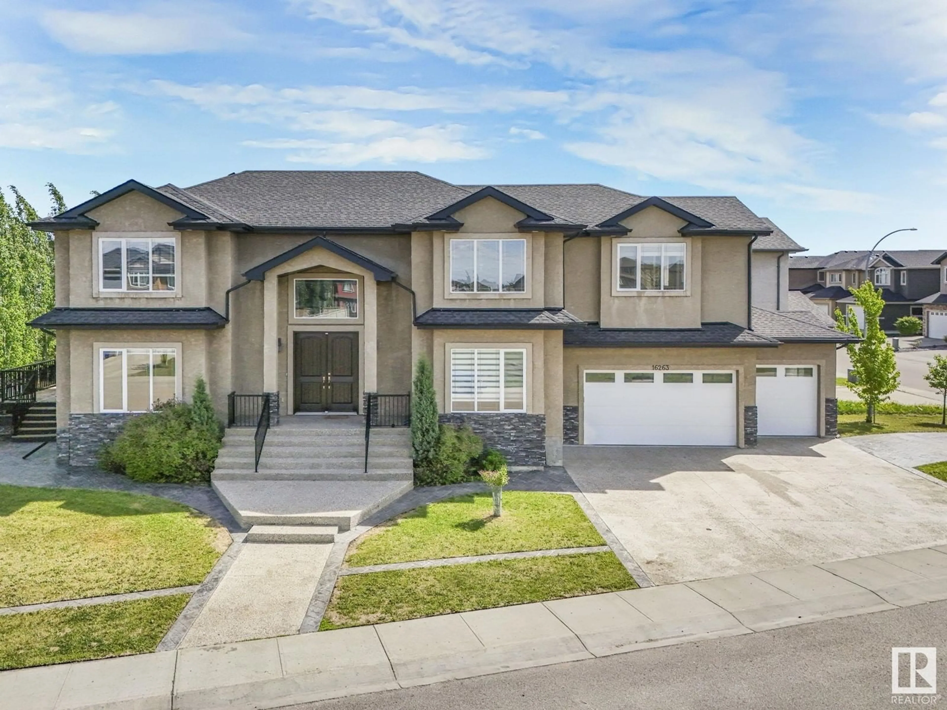 Home with vinyl exterior material, street for 16263 137 ST, Edmonton Alberta T6V0J7