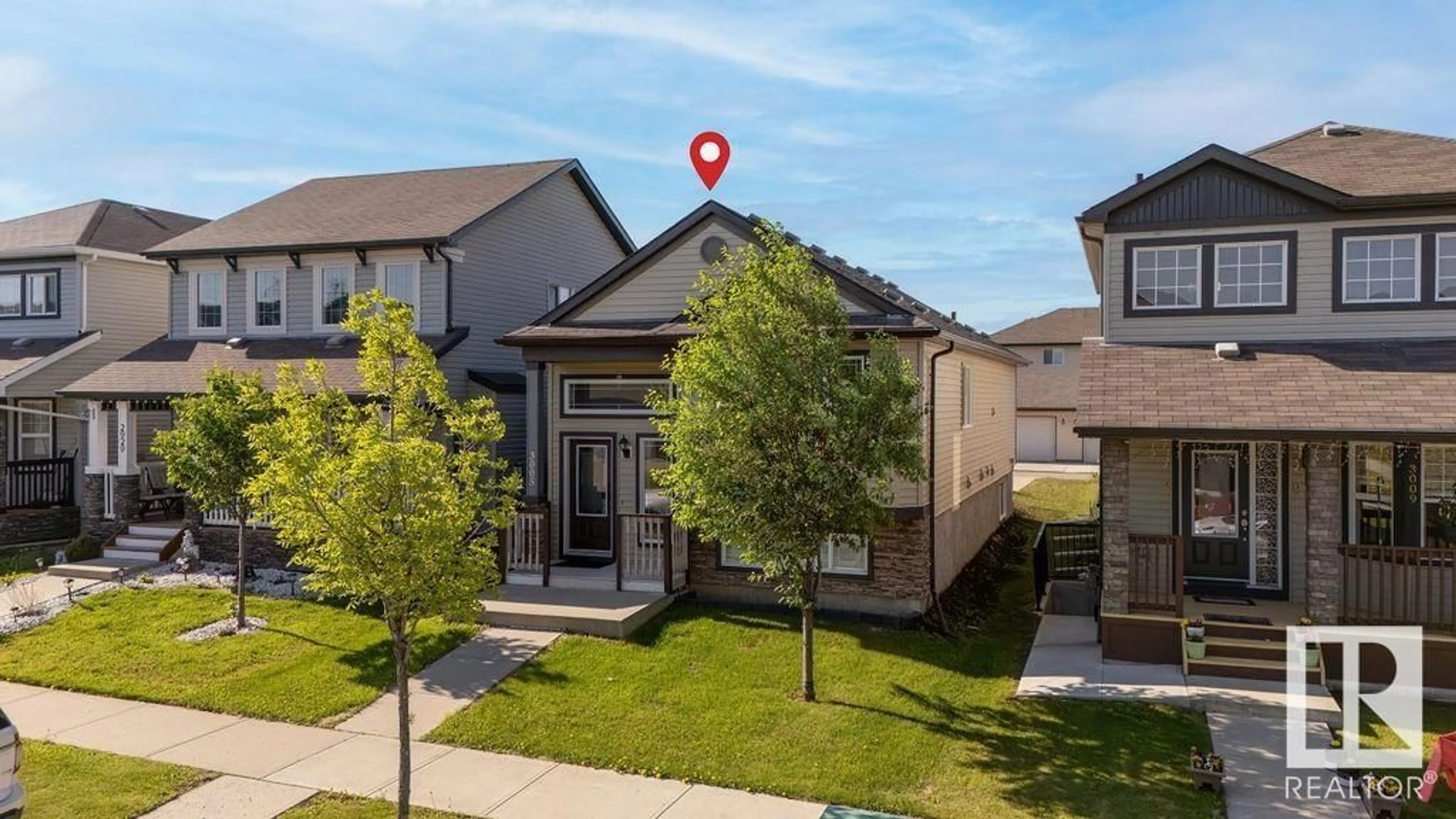 A pic from outside/outdoor area/front of a property/back of a property/a pic from drone, street for 3005 17A AV, Edmonton Alberta T6T0R8