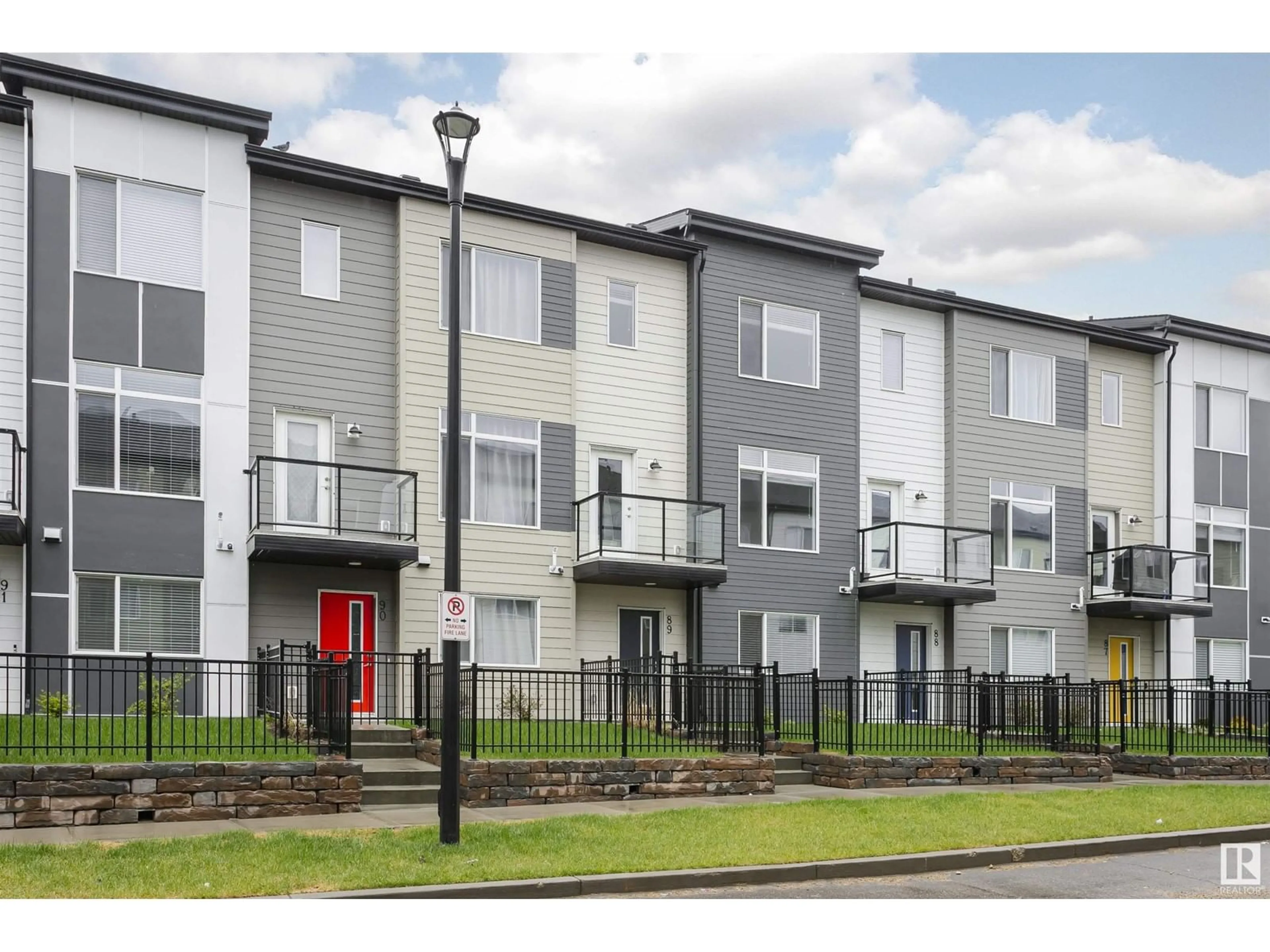 Unknown for 804 WELSH DR, Edmonton Alberta T6X1Y8