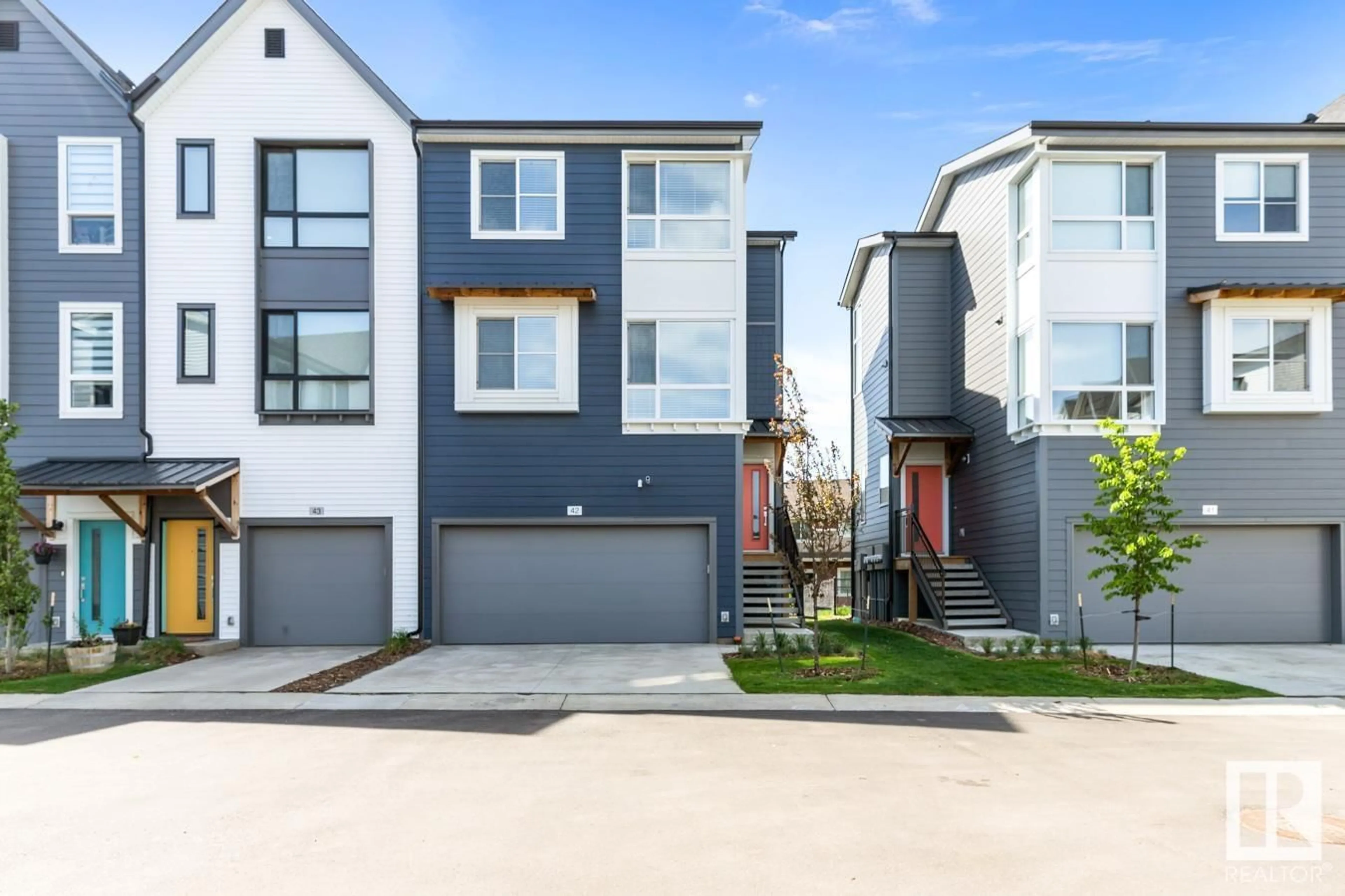 Home with vinyl exterior material, street for 42 - 100 JENSEN LAKES BV, St. Albert Alberta T8N7T9