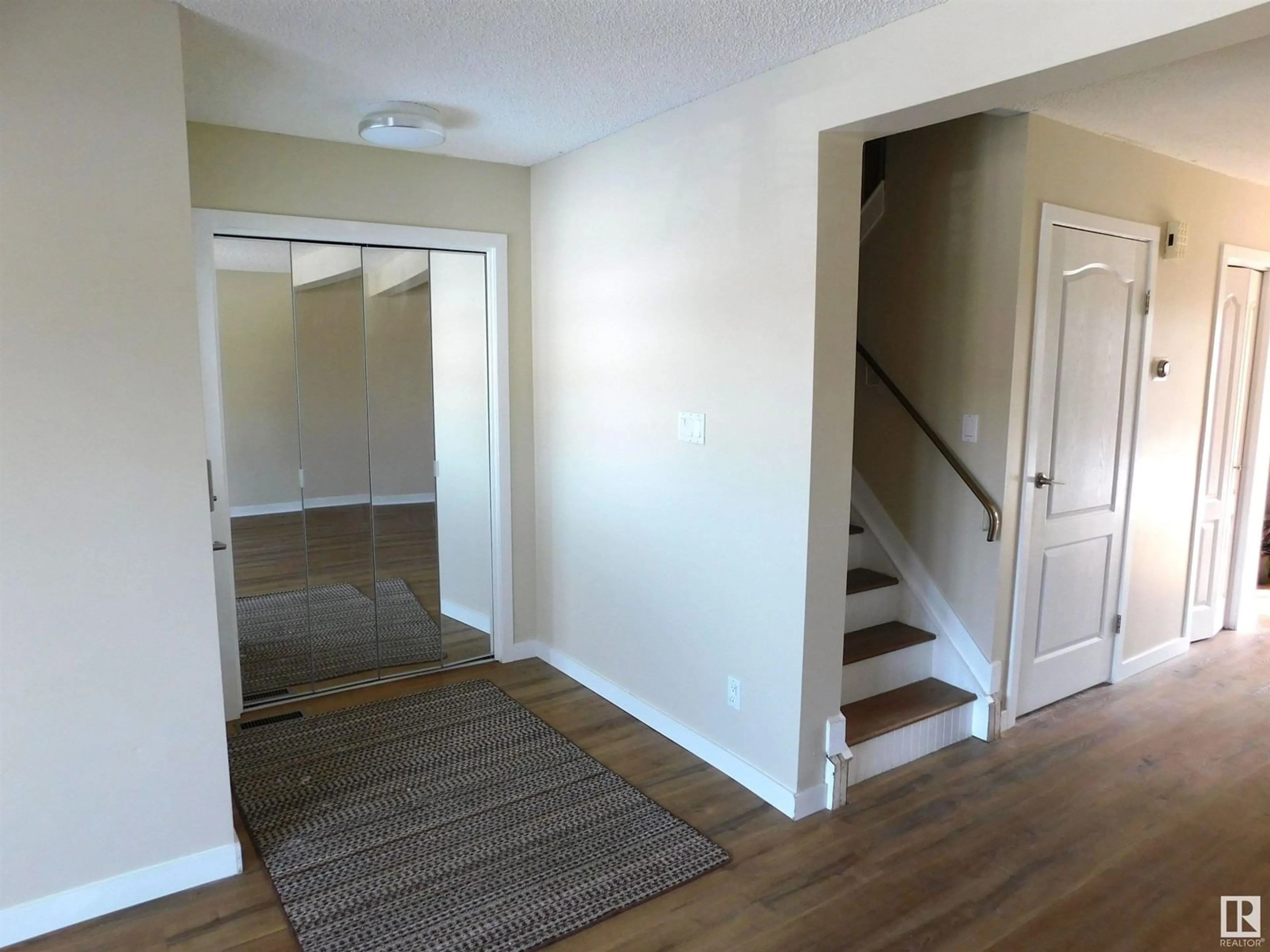 Unknown for 5105 41 AV, Gibbons Alberta T0A1N0