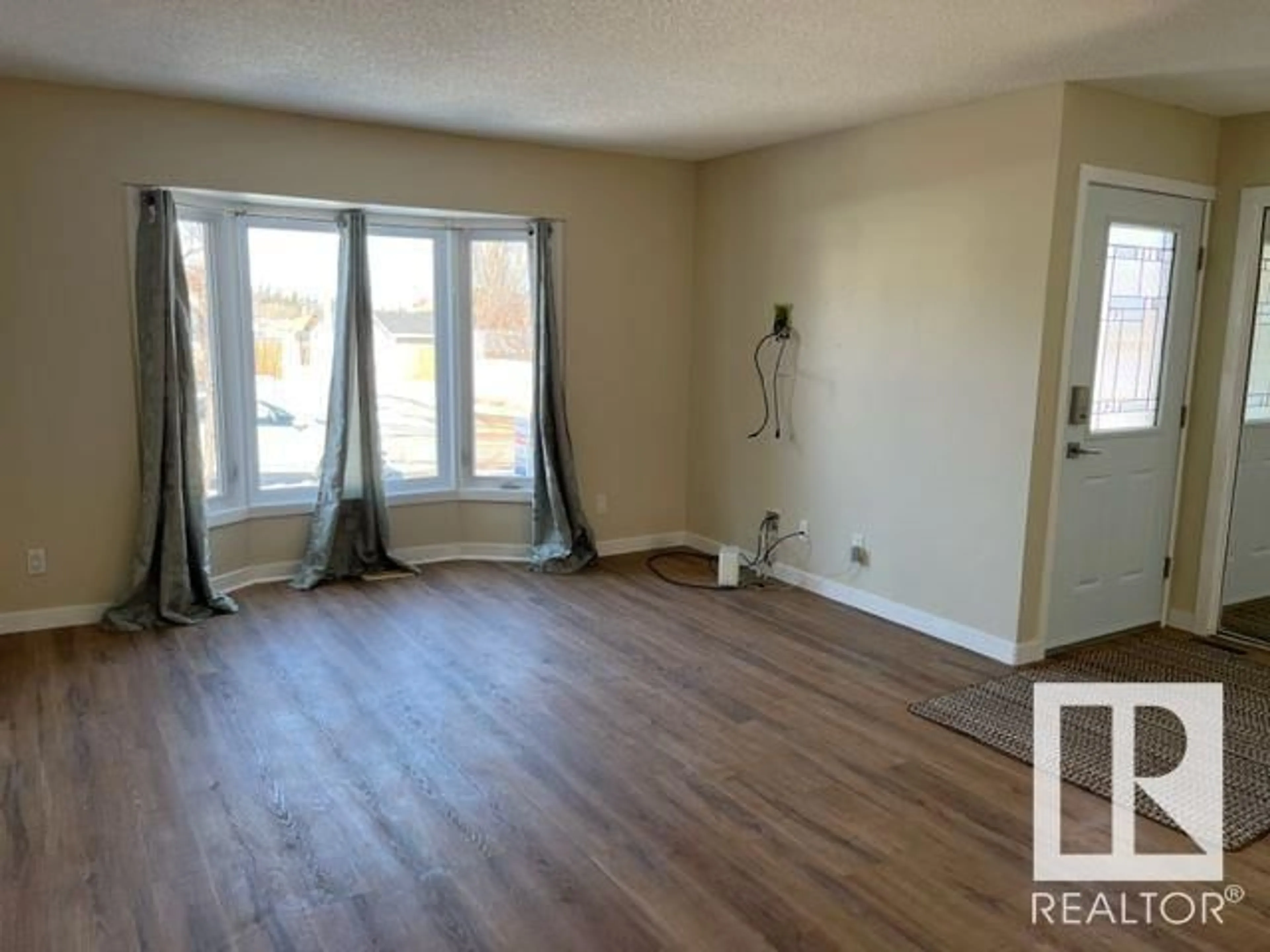 A pic of a room for 5105 41 AV, Gibbons Alberta T0A1N0