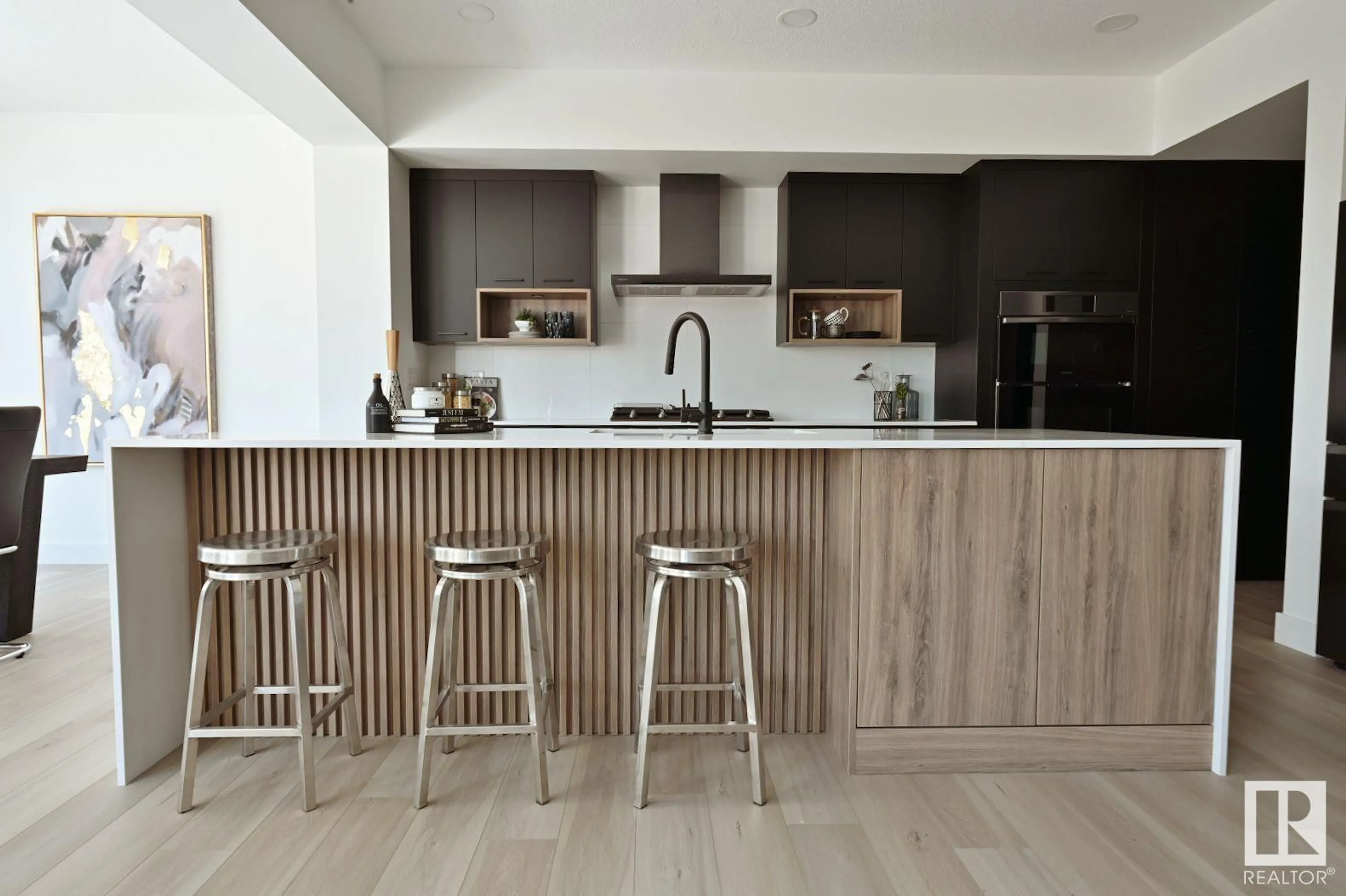 Contemporary kitchen, unknown for 5455 KOOTOOK RD, Edmonton Alberta T6W2Z5