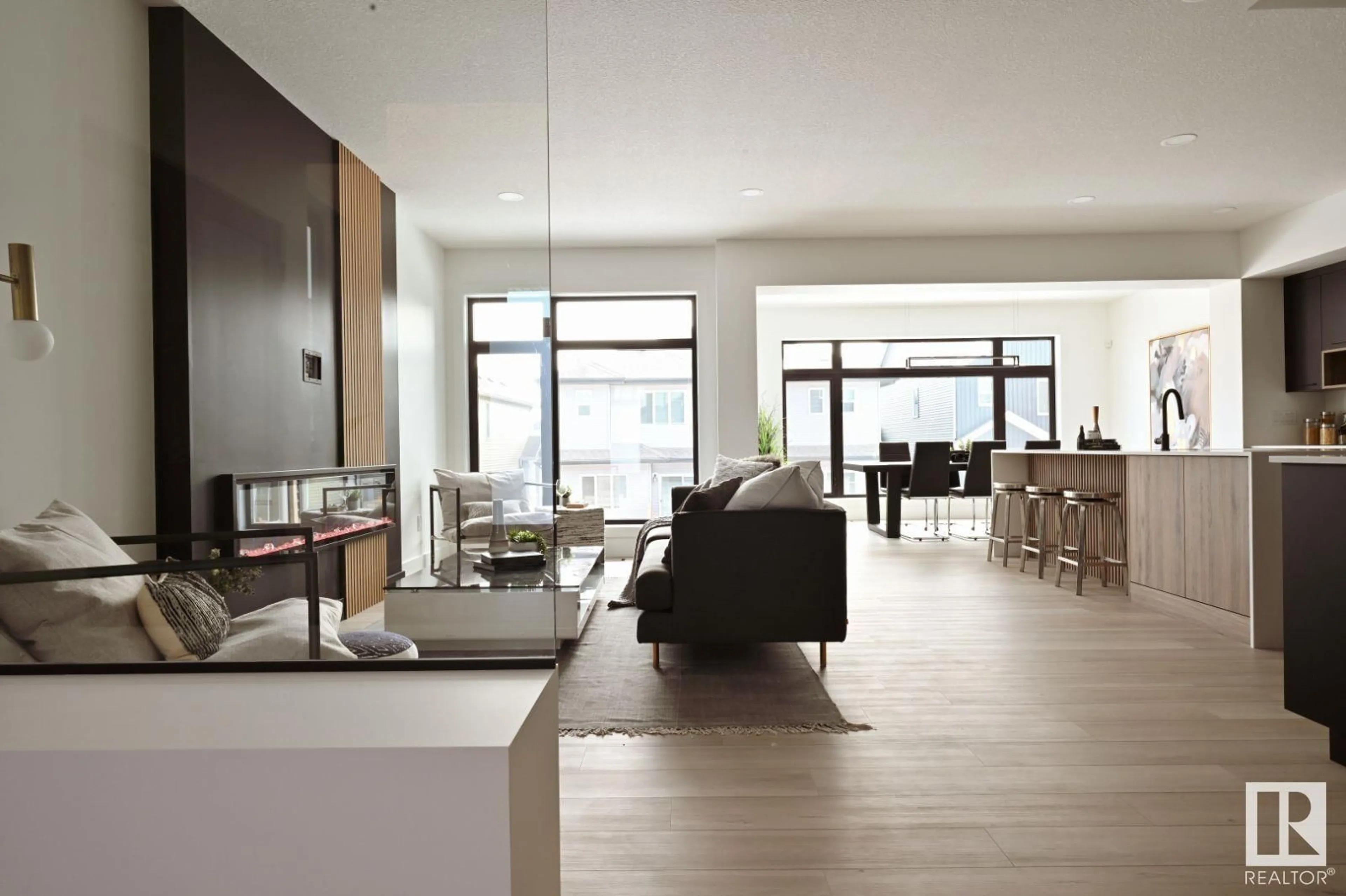Open concept kitchen, unknown for 5455 KOOTOOK RD, Edmonton Alberta T6W2Z5
