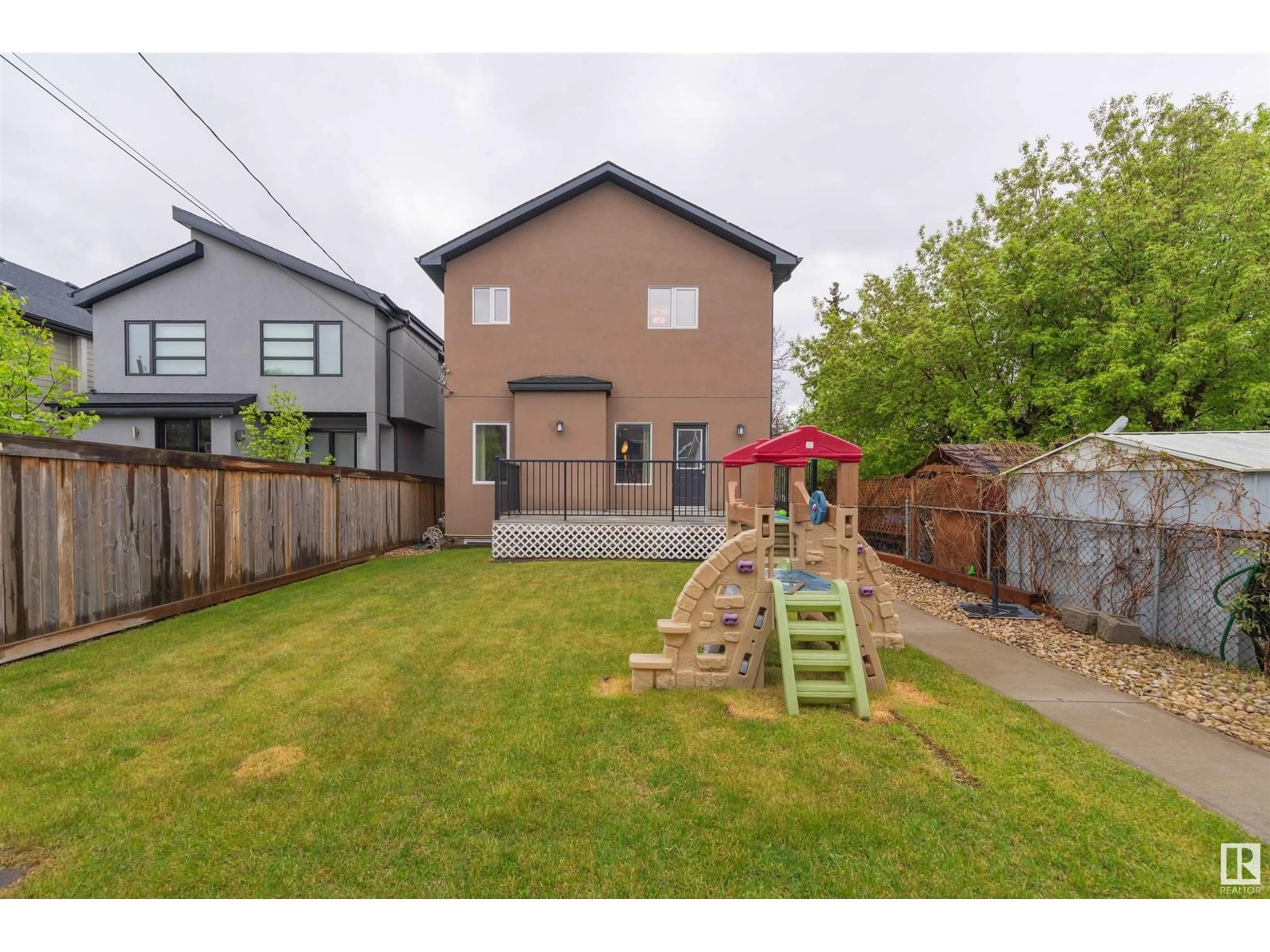 Unknown for 9654 83 AV, Edmonton Alberta T6C1C2