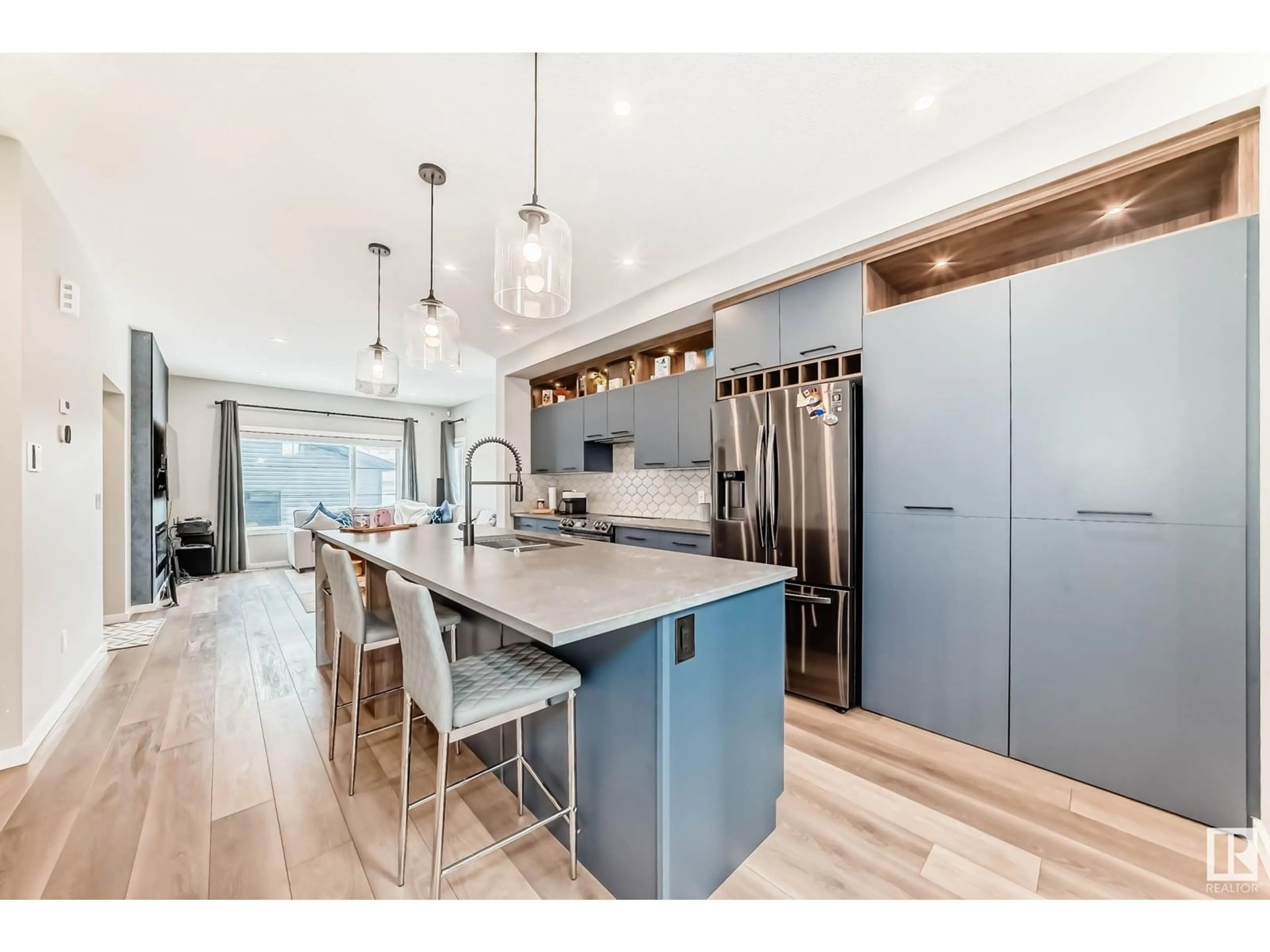 Open concept kitchen, unknown for 451 37 AV, Edmonton Alberta T6T2L7