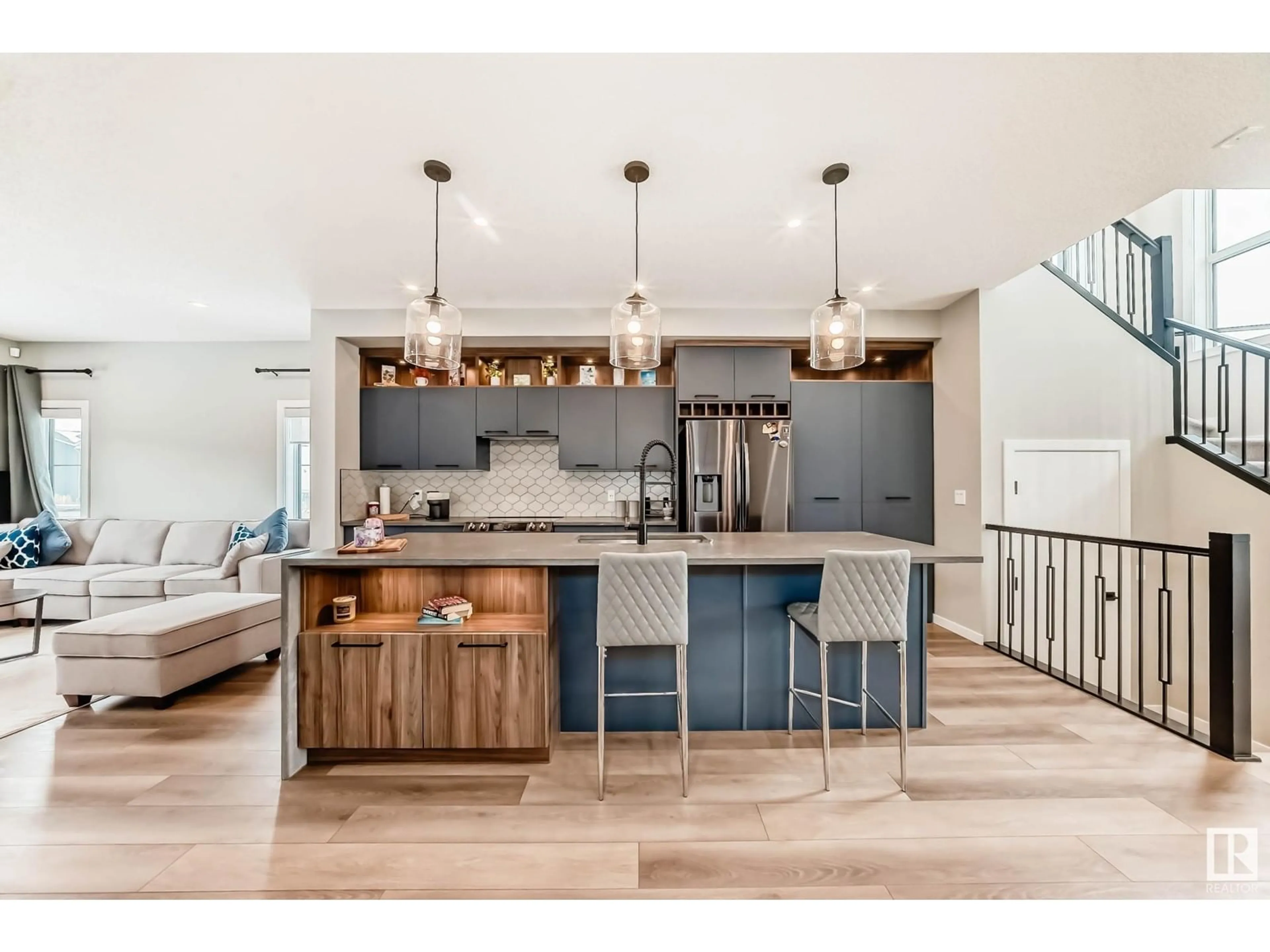 Open concept kitchen, unknown for 451 37 AV, Edmonton Alberta T6T2L7