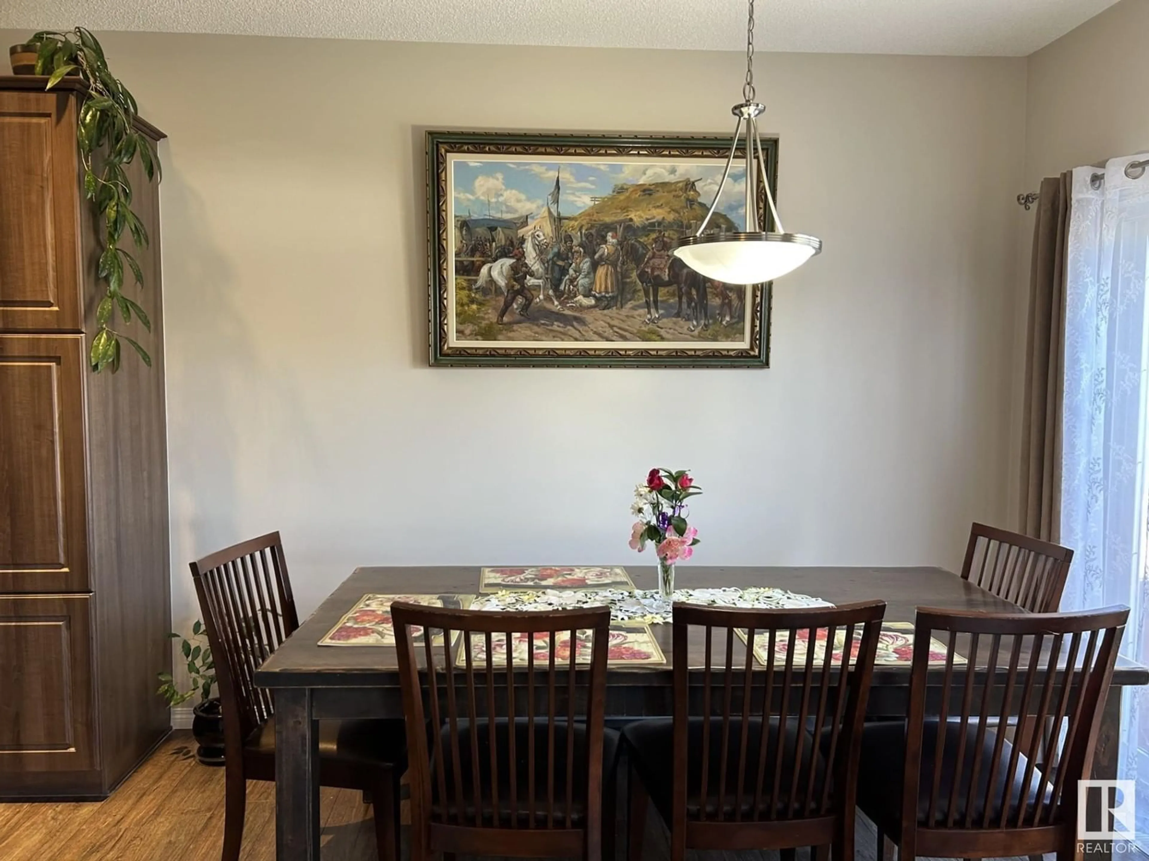 Dining room, wood/laminate floor for 5870 ANTHONY CR, Edmonton Alberta T6W3H4