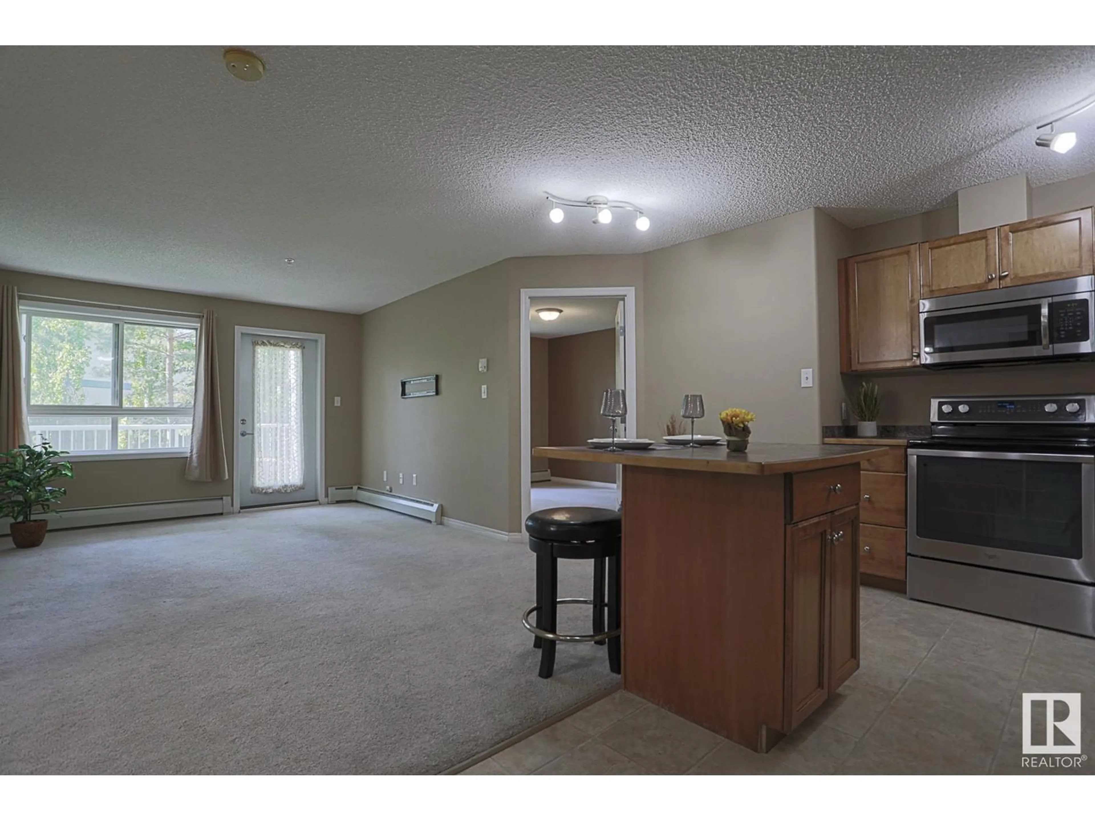 Unknown for 118 - 5340 199 ST, Edmonton Alberta T6M0A5
