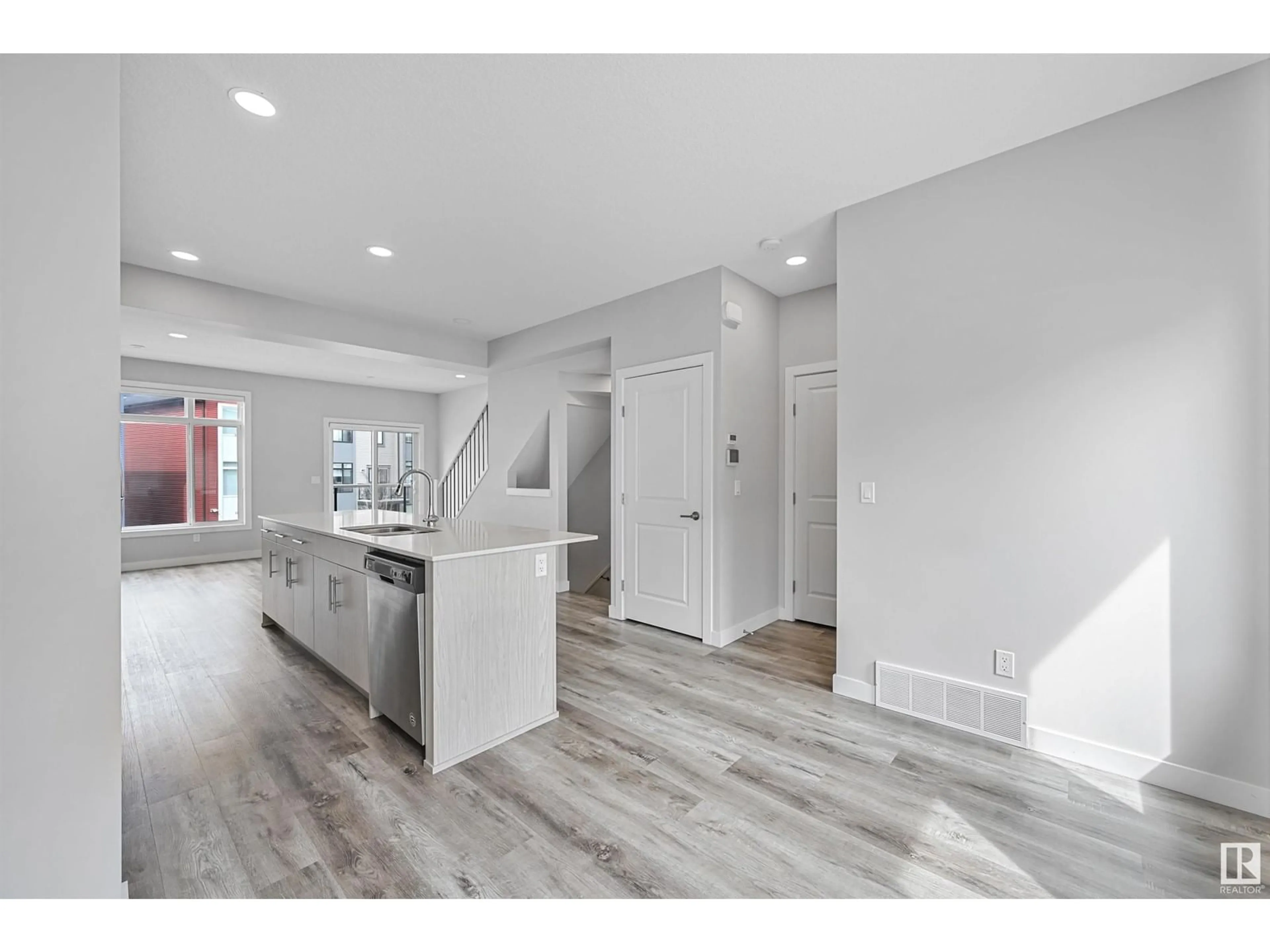 Open concept kitchen, unknown for 78 1010 RABBIT HILL RD, Edmonton Alberta T6W4G7