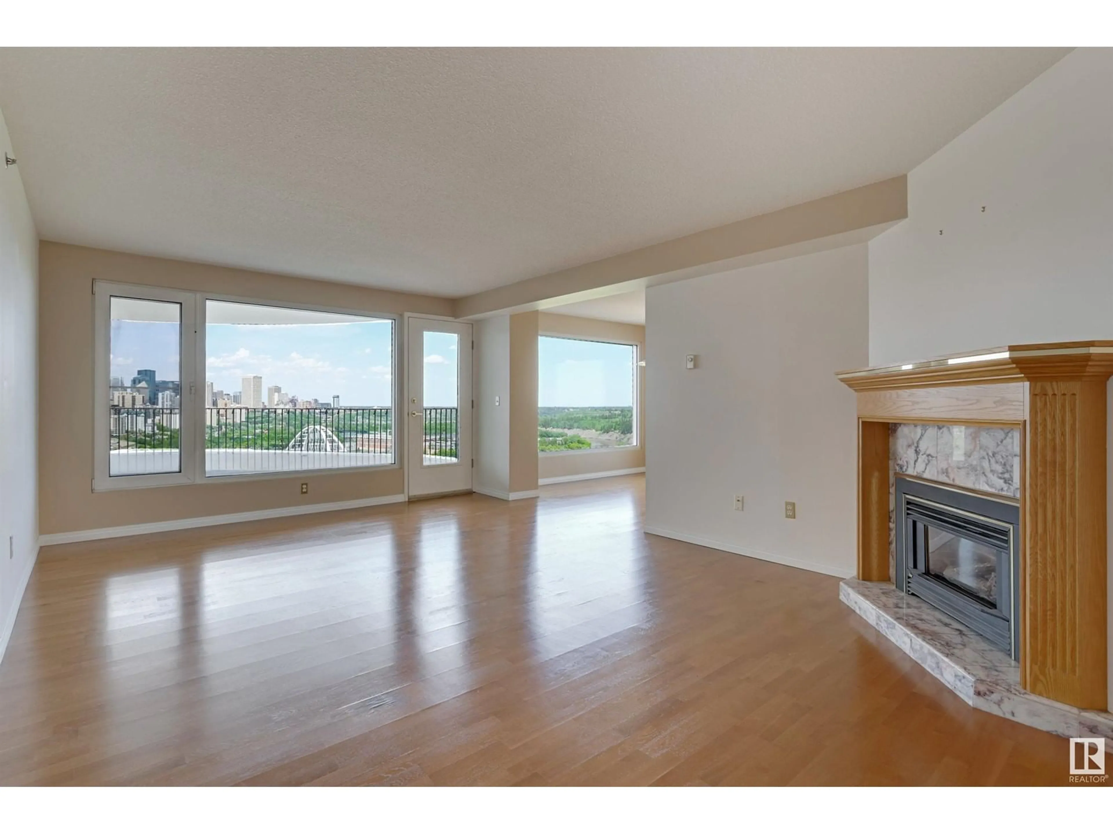 A pic of a room for 1003 SASKATCHEWAN DR, Edmonton Alberta T6E6H1