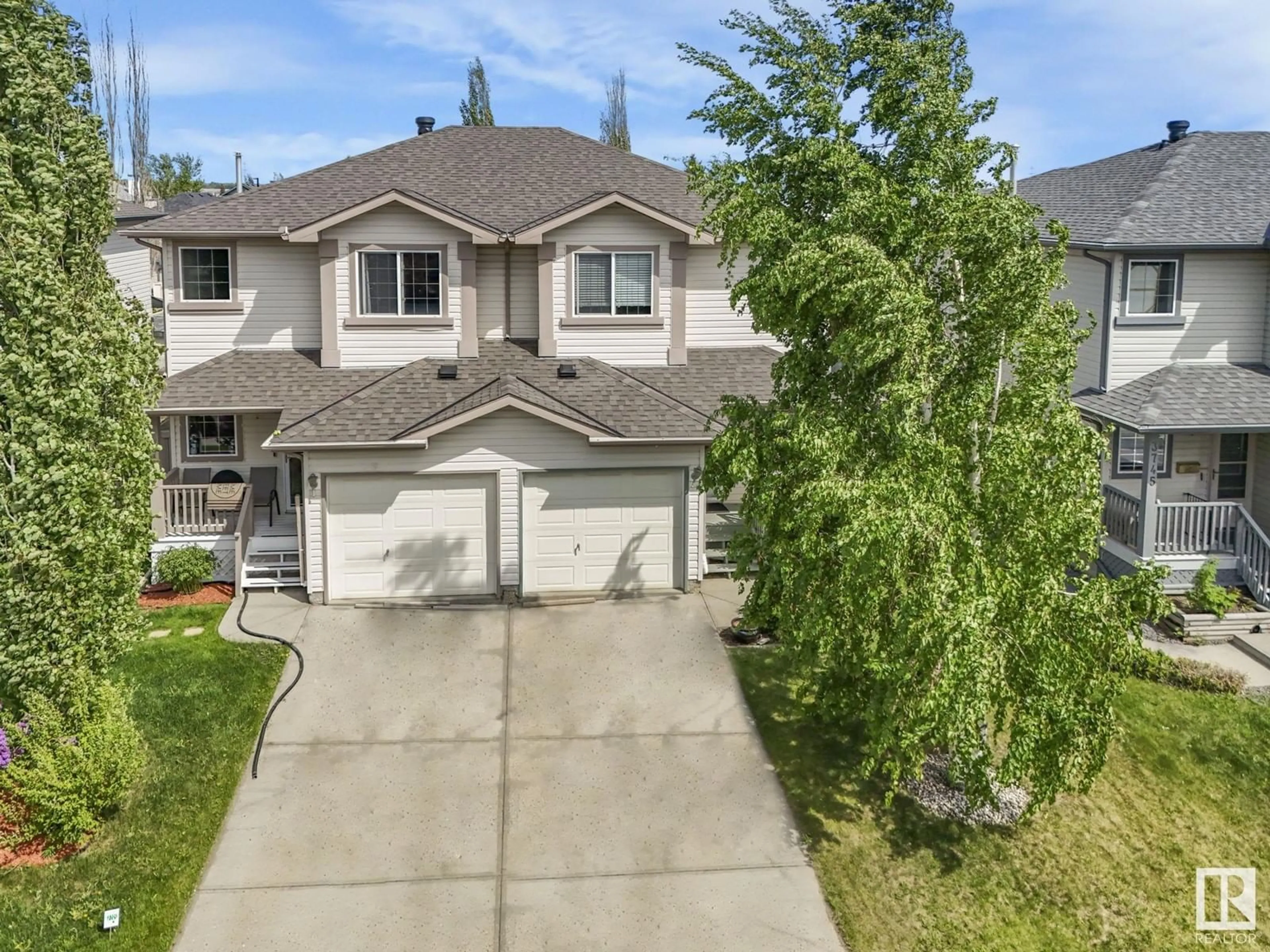 A pic from outside/outdoor area/front of a property/back of a property/a pic from drone, street for NW - 3747 21 ST, Edmonton Alberta T6T1R7