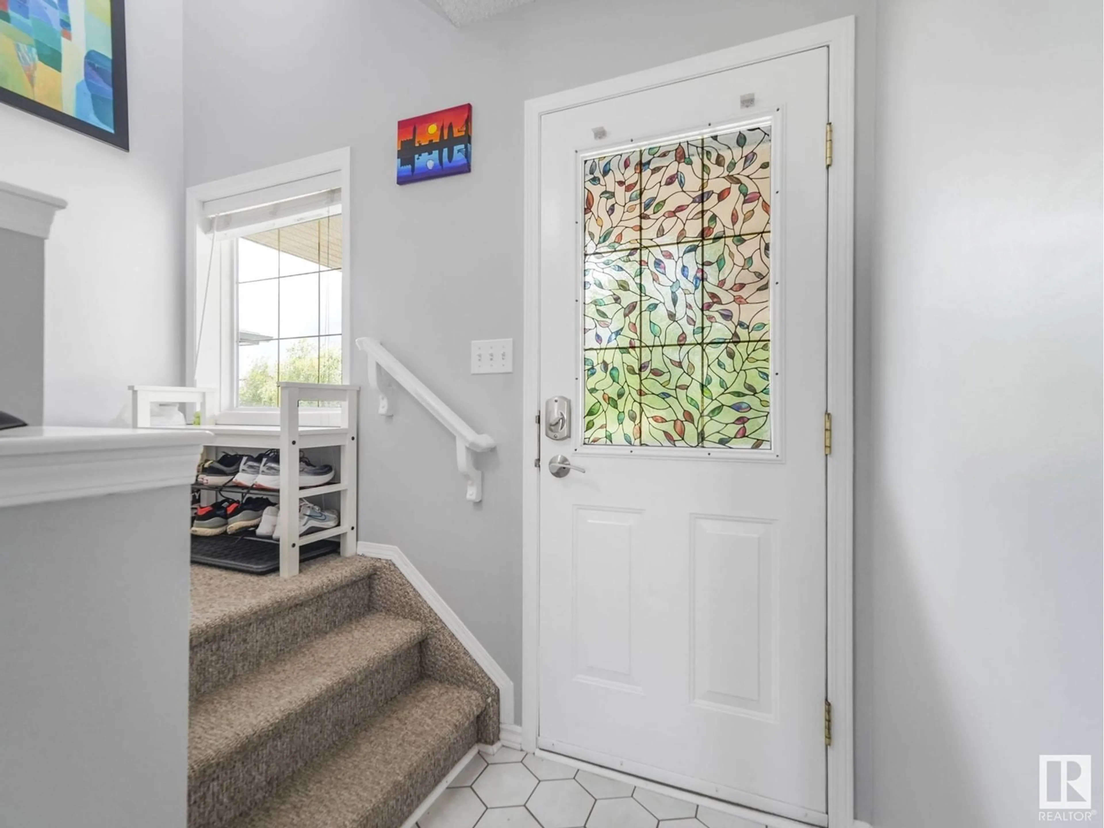 Indoor entryway for NW - 3747 21 ST, Edmonton Alberta T6T1R7