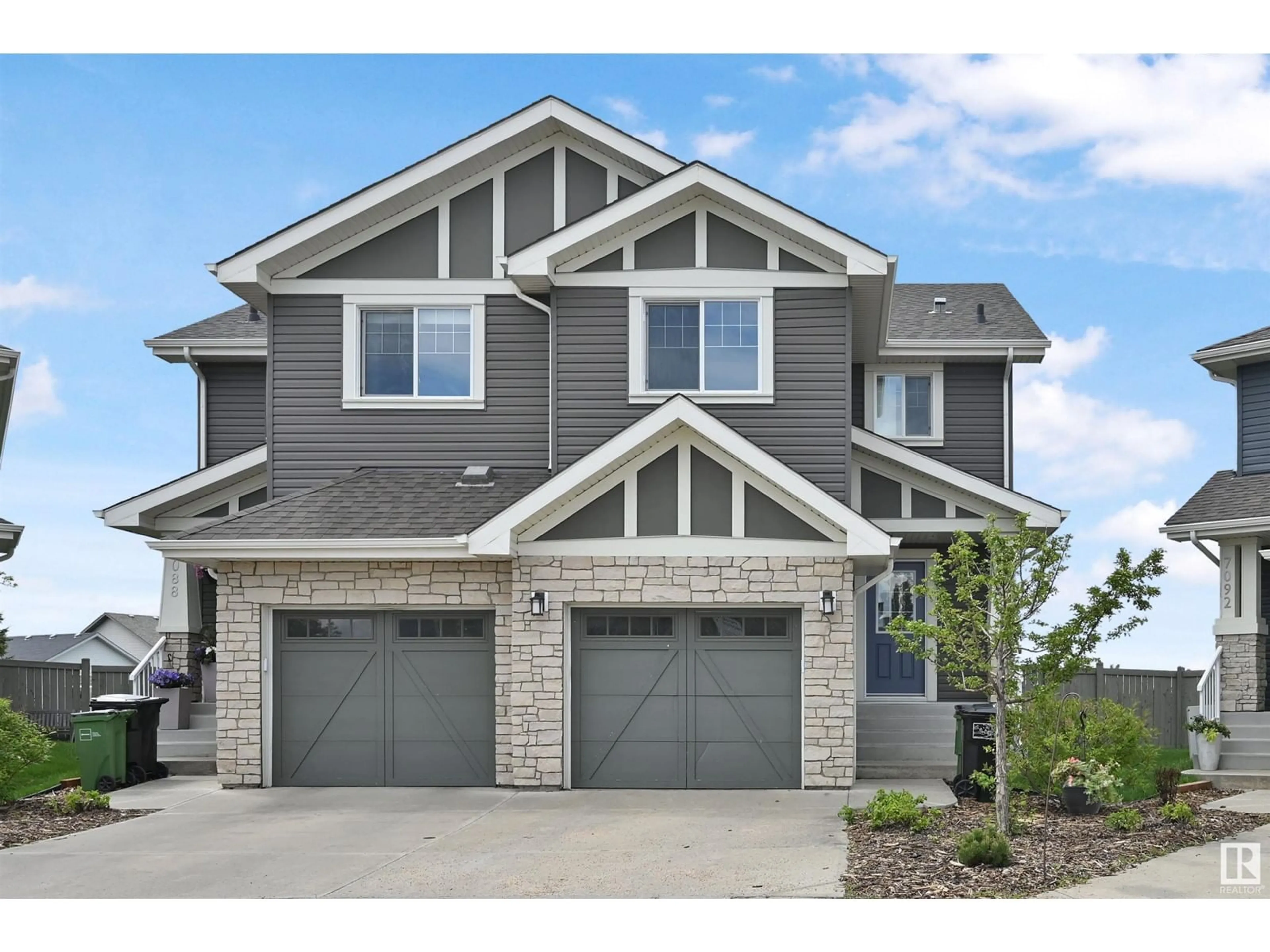 Home with brick exterior material, street for 7090 SOUTH TERWILLEGAR DR, Edmonton Alberta T6R0V1