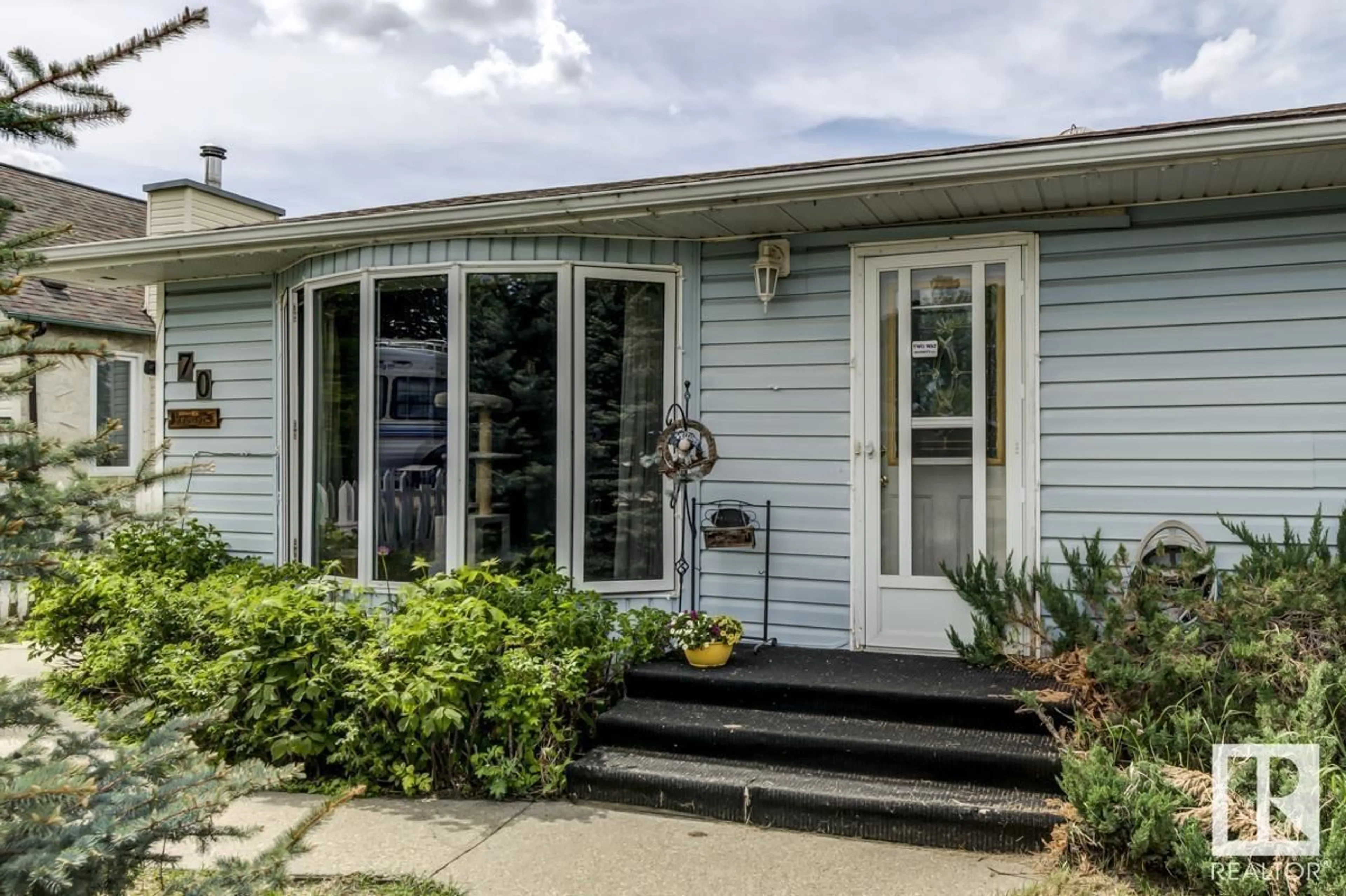 Home with vinyl exterior material, street for 70 54569 RGE ROAD 215, Josephburg Alberta T8L4B9