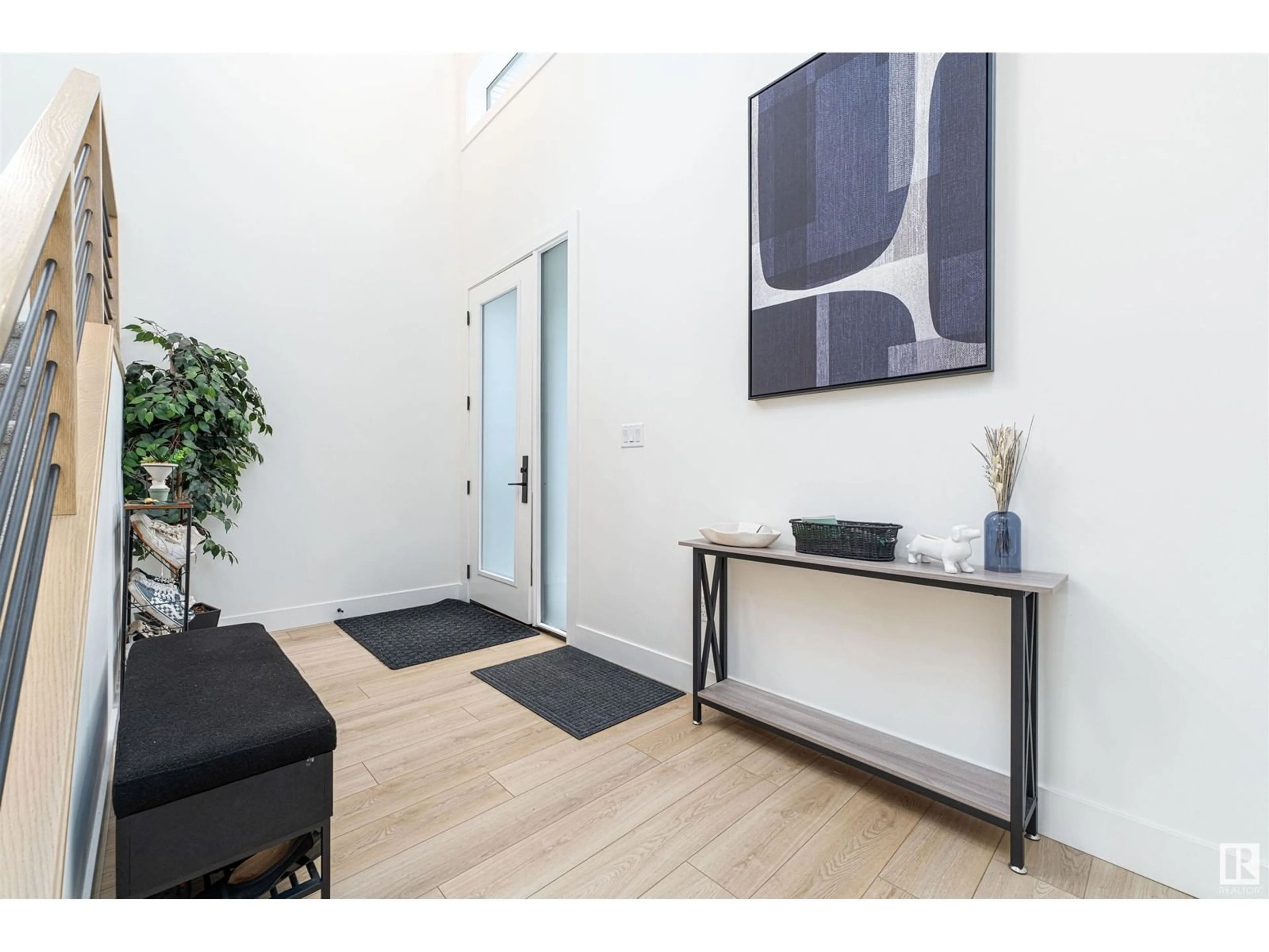 Indoor entryway for 116 RANKIN DR, St. Albert Alberta T8N7S7