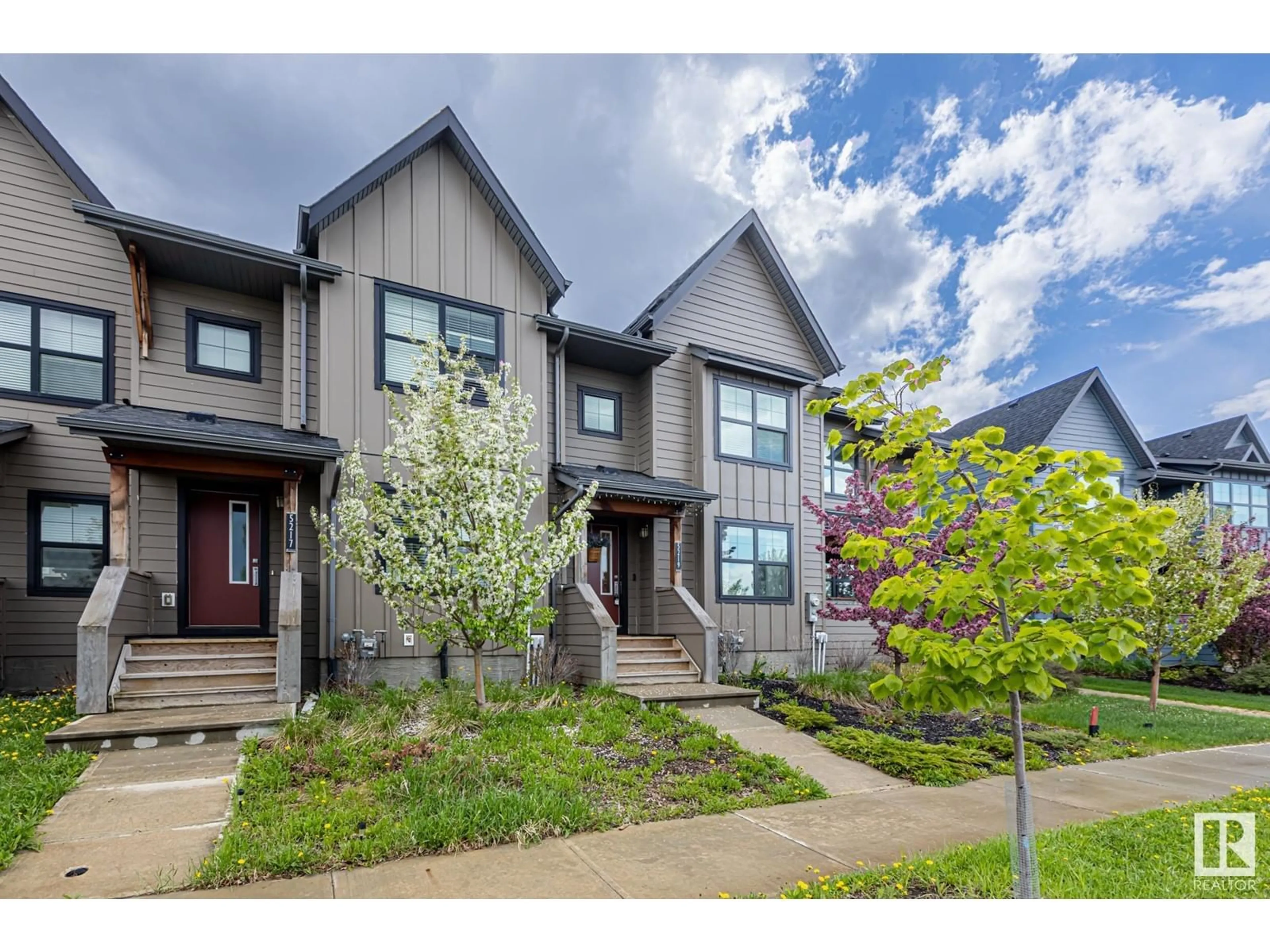 Unknown for 5219 CHAPPELLE RD, Edmonton Alberta T6W2B1