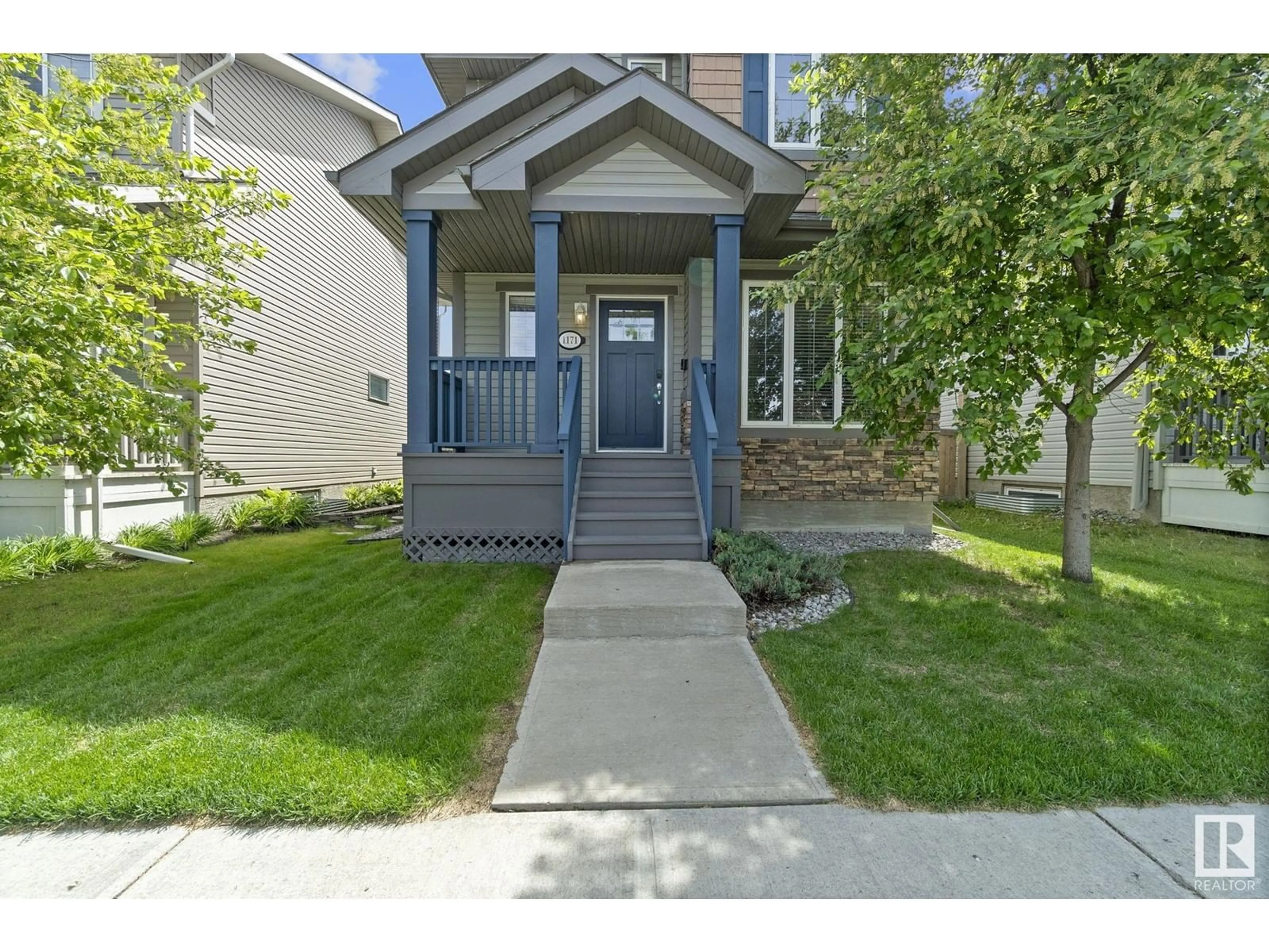 Indoor entryway for 1171 CHAPPELLE BV, Edmonton Alberta T6W2E9