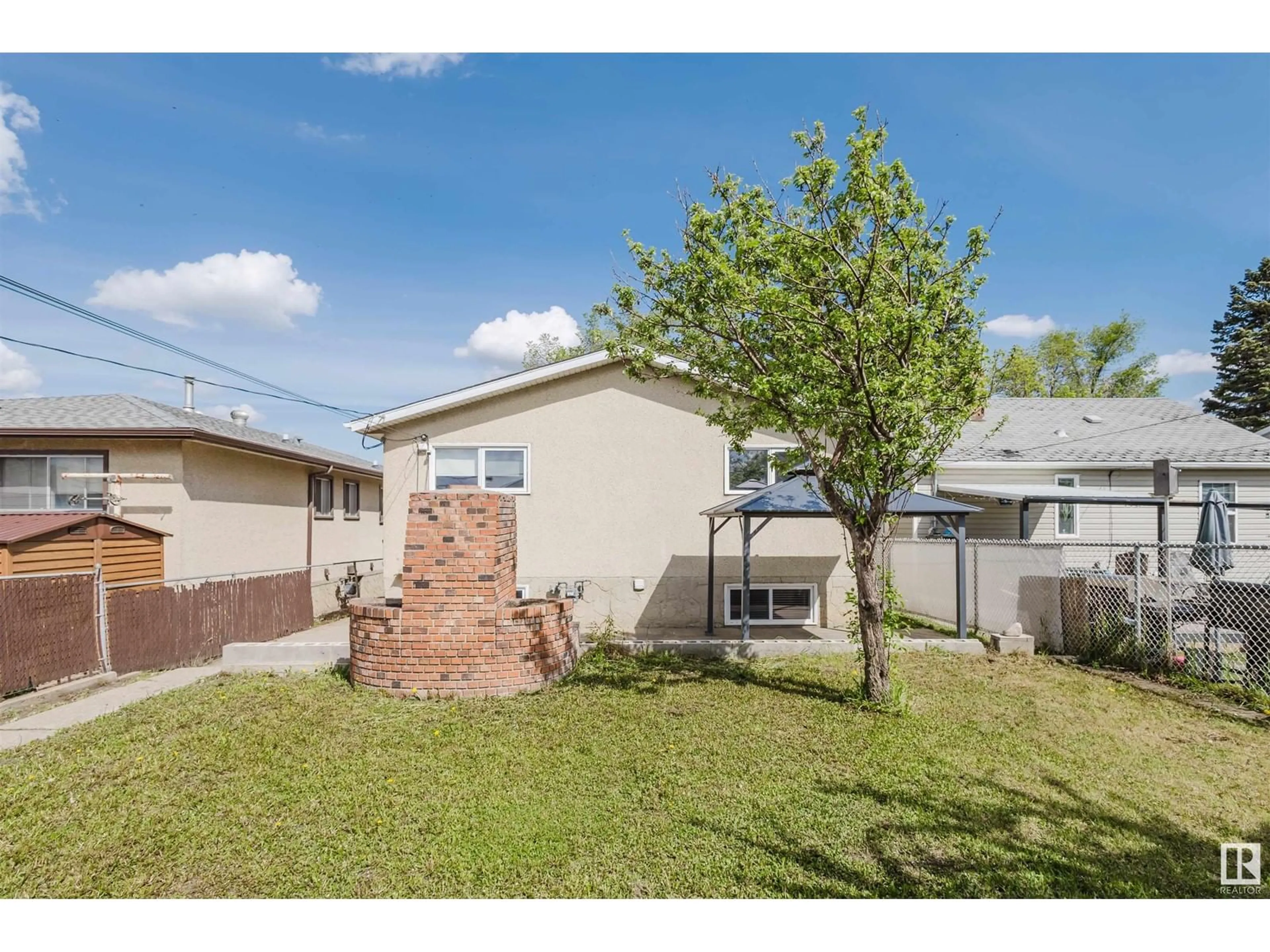Unknown for NW - 12512 79 ST, Edmonton Alberta T5B2M5
