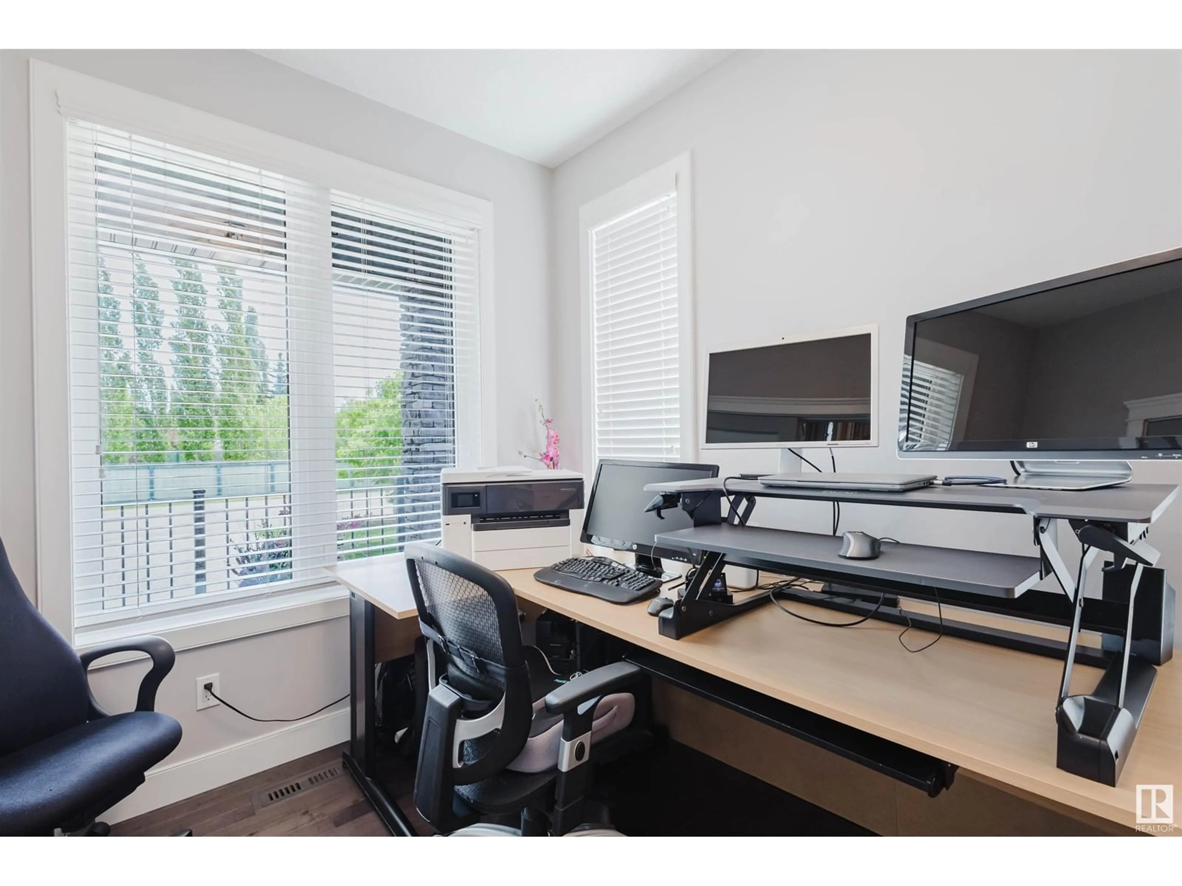 A pic of a room for NW - 8816 208 ST, Edmonton Alberta T5T6Y3