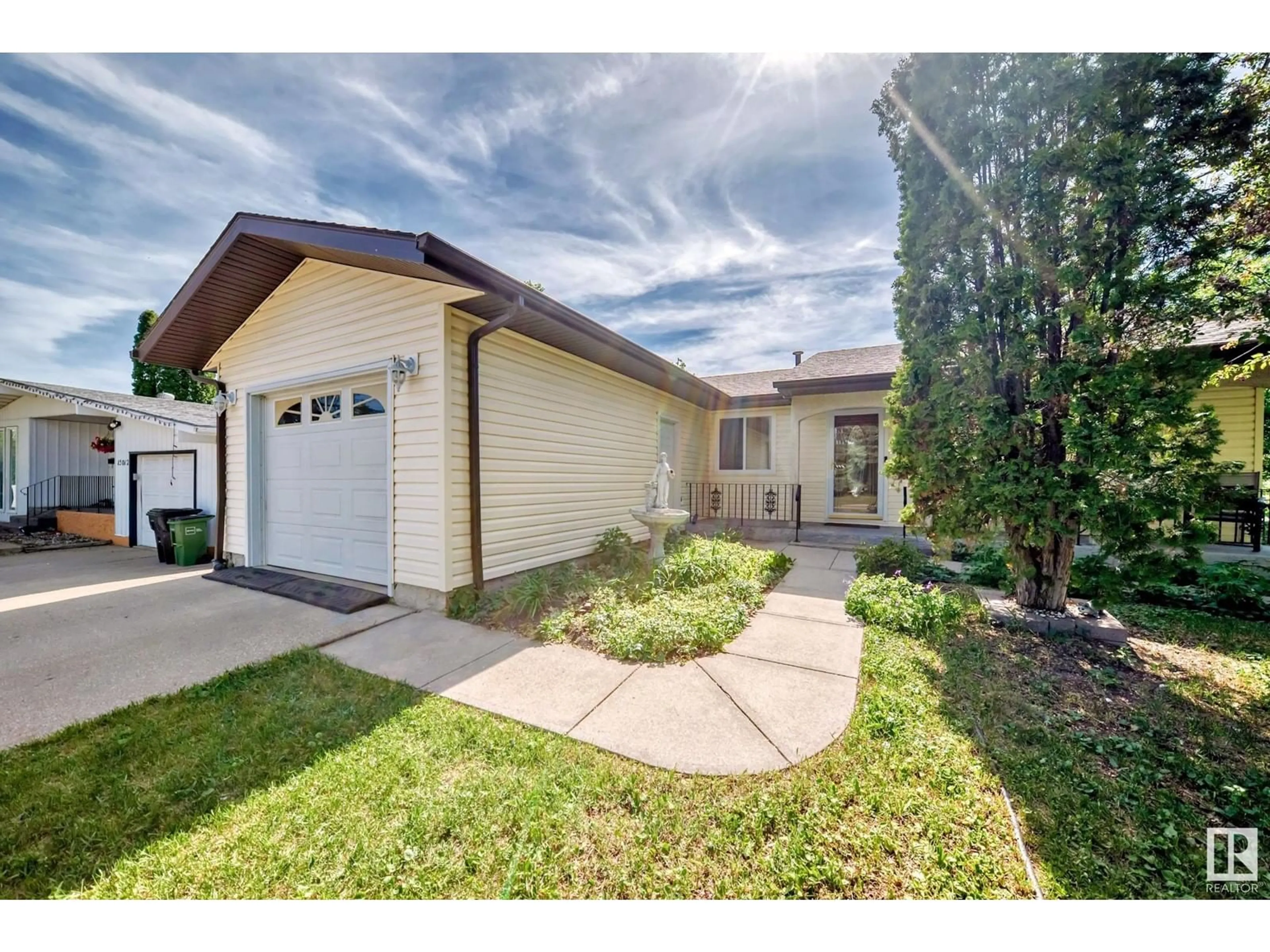 Unknown for NW - 15104 54 ST, Edmonton Alberta T5A2K7