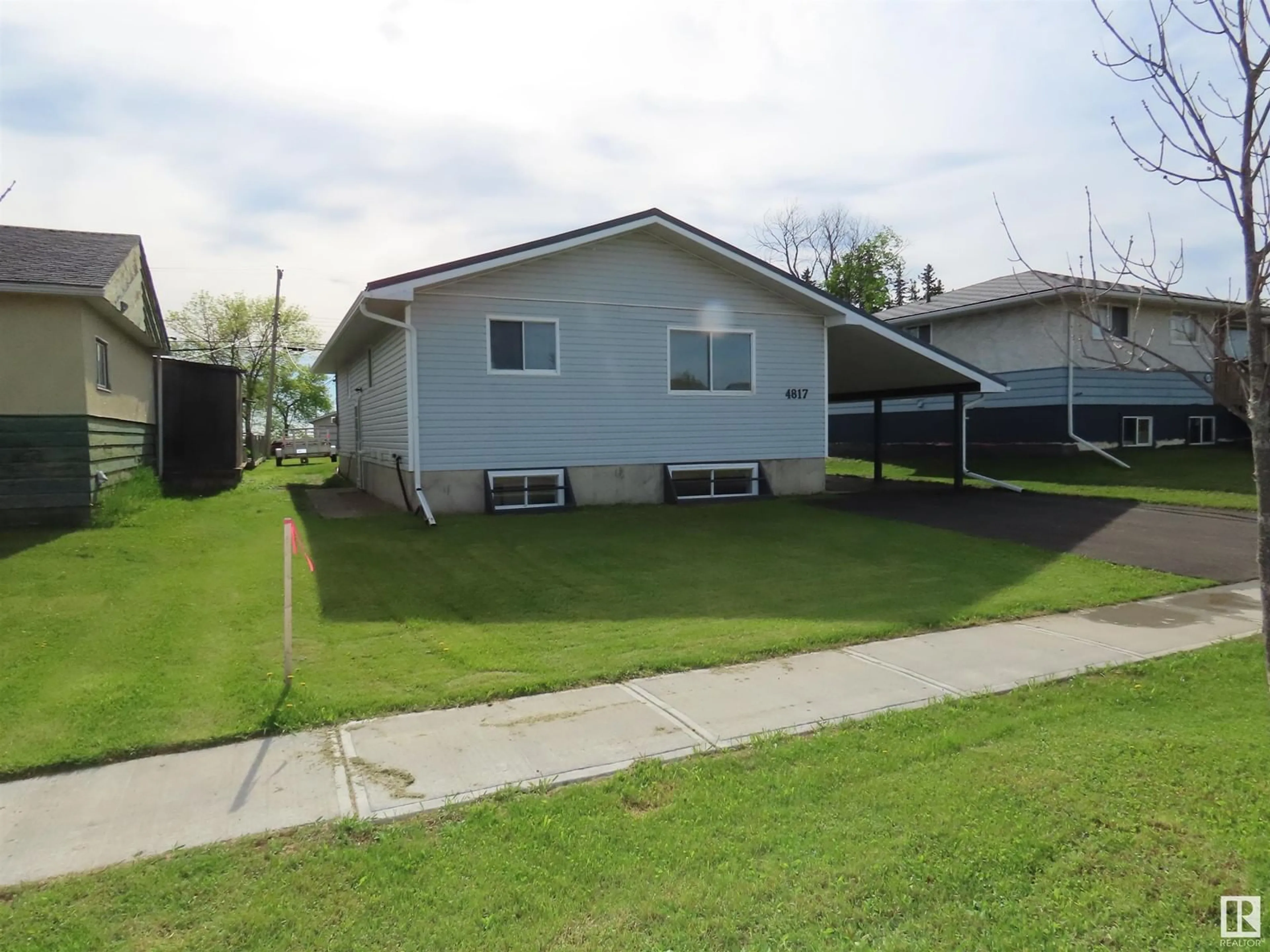 Unknown for 4817 47 ST, Mayerthorpe Alberta T0E1N0