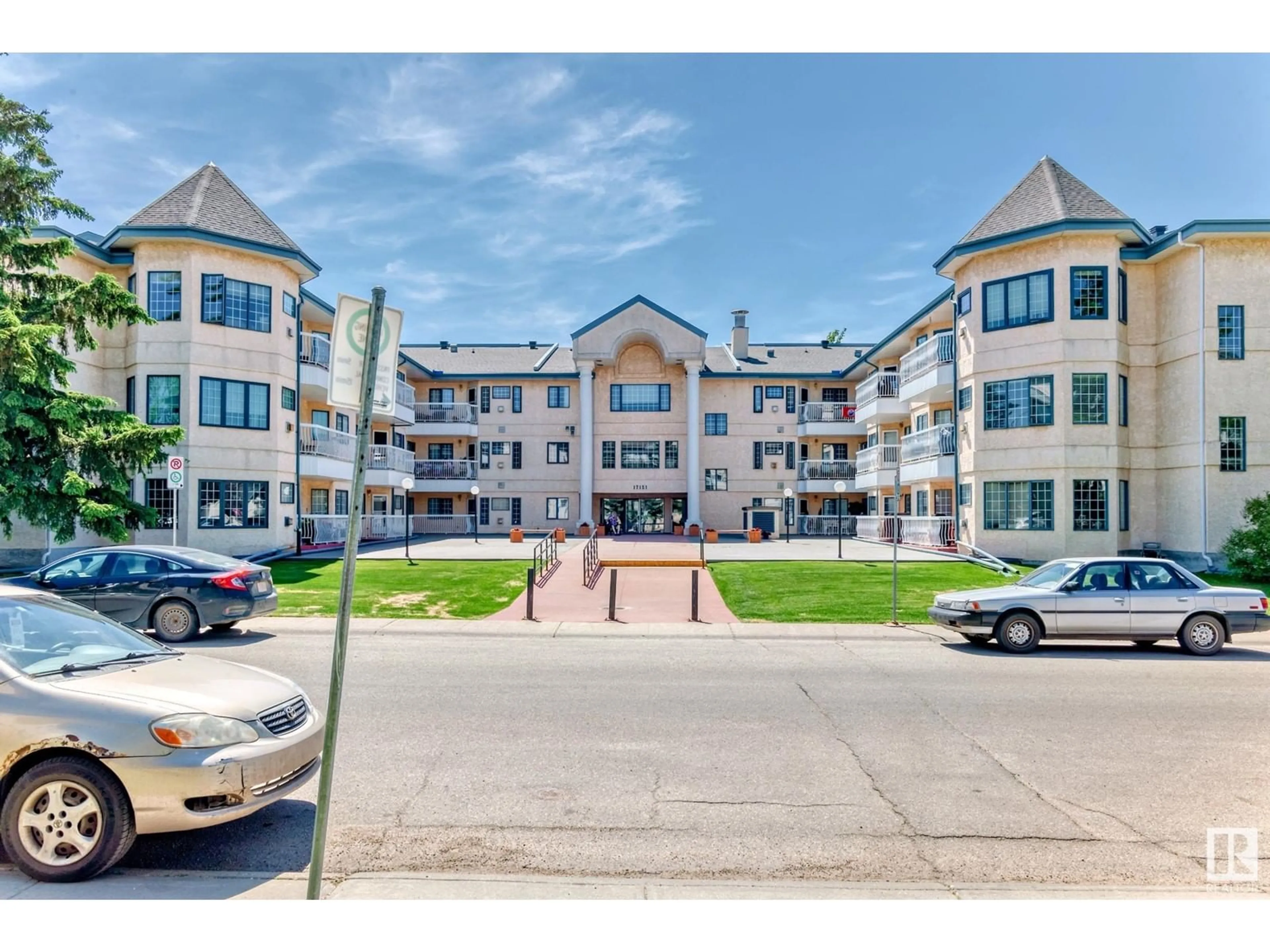 Unknown for 319 - 17151 94A AV, Edmonton Alberta T5T5Z9