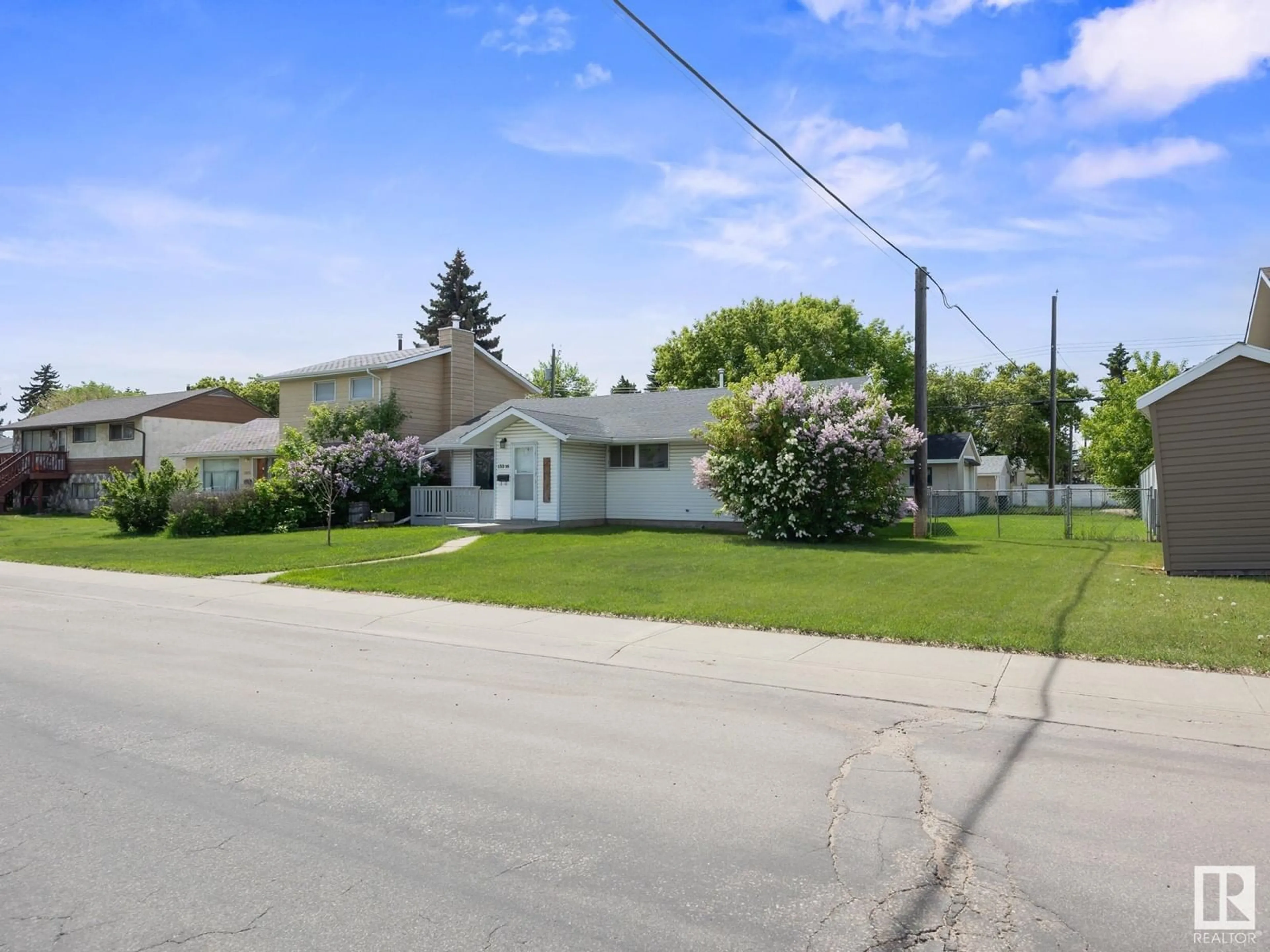 Unknown for NW - 13316 135 ST, Edmonton Alberta T5L1V7