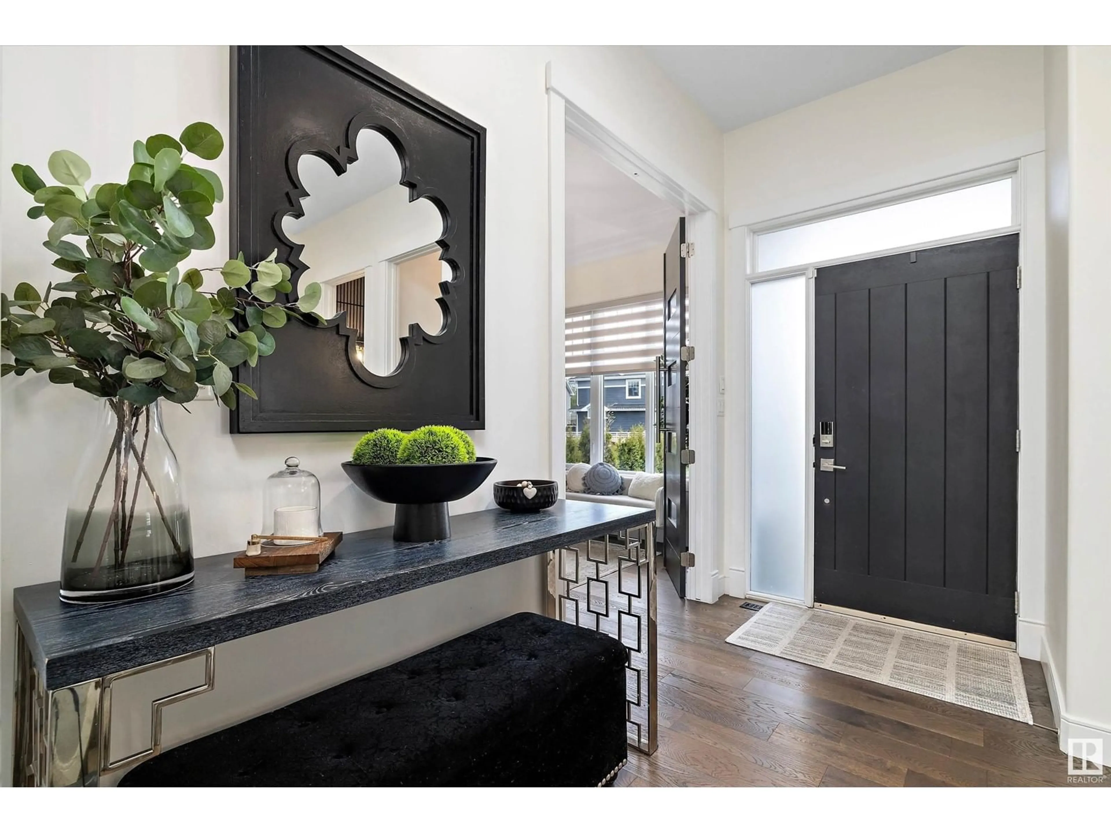 Indoor entryway for 1240 STARLING DR, Edmonton Alberta T5S0K4