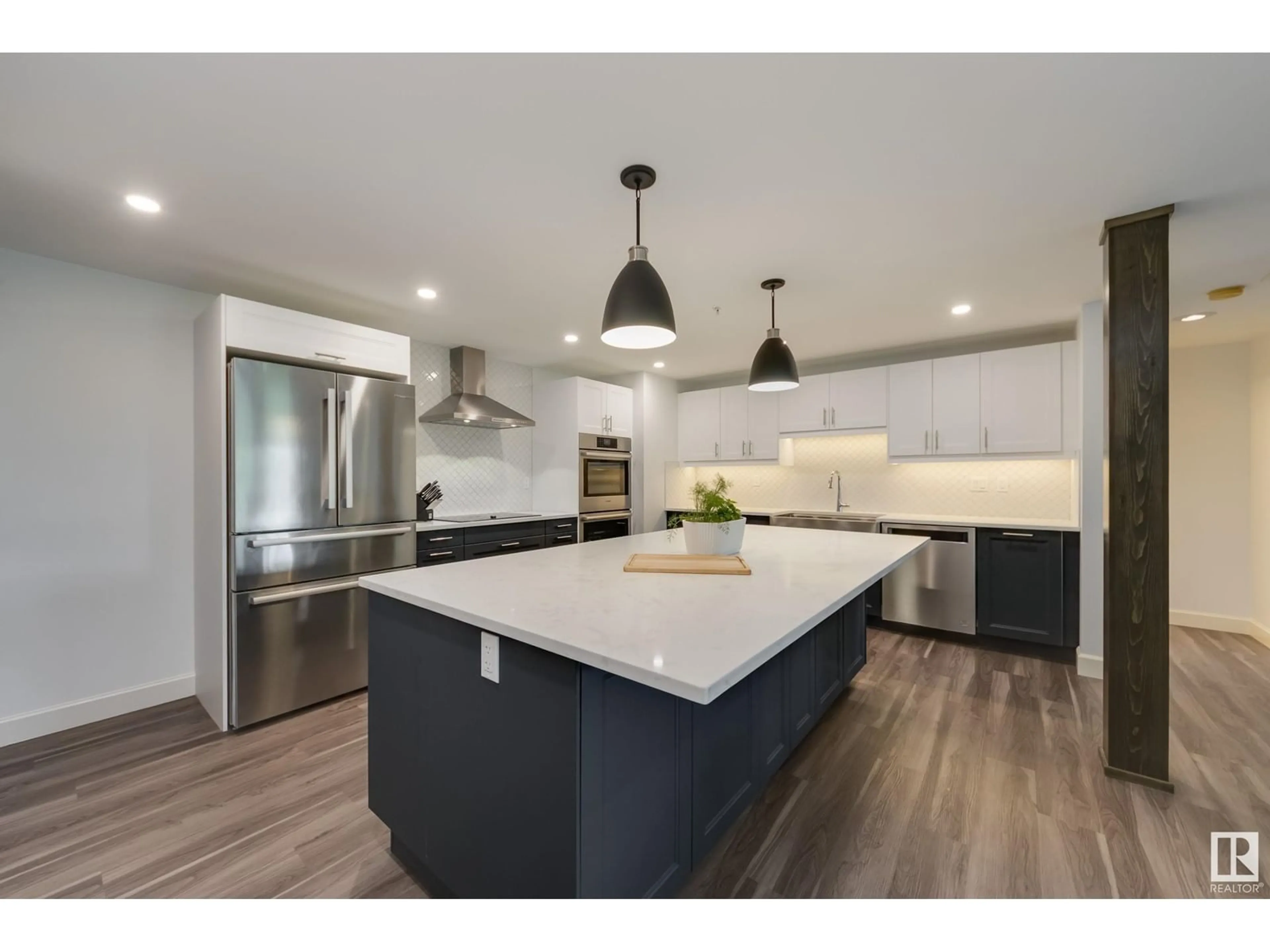 Open concept kitchen, unknown for 305 - 11650 79 AV, Edmonton Alberta T6G0P7