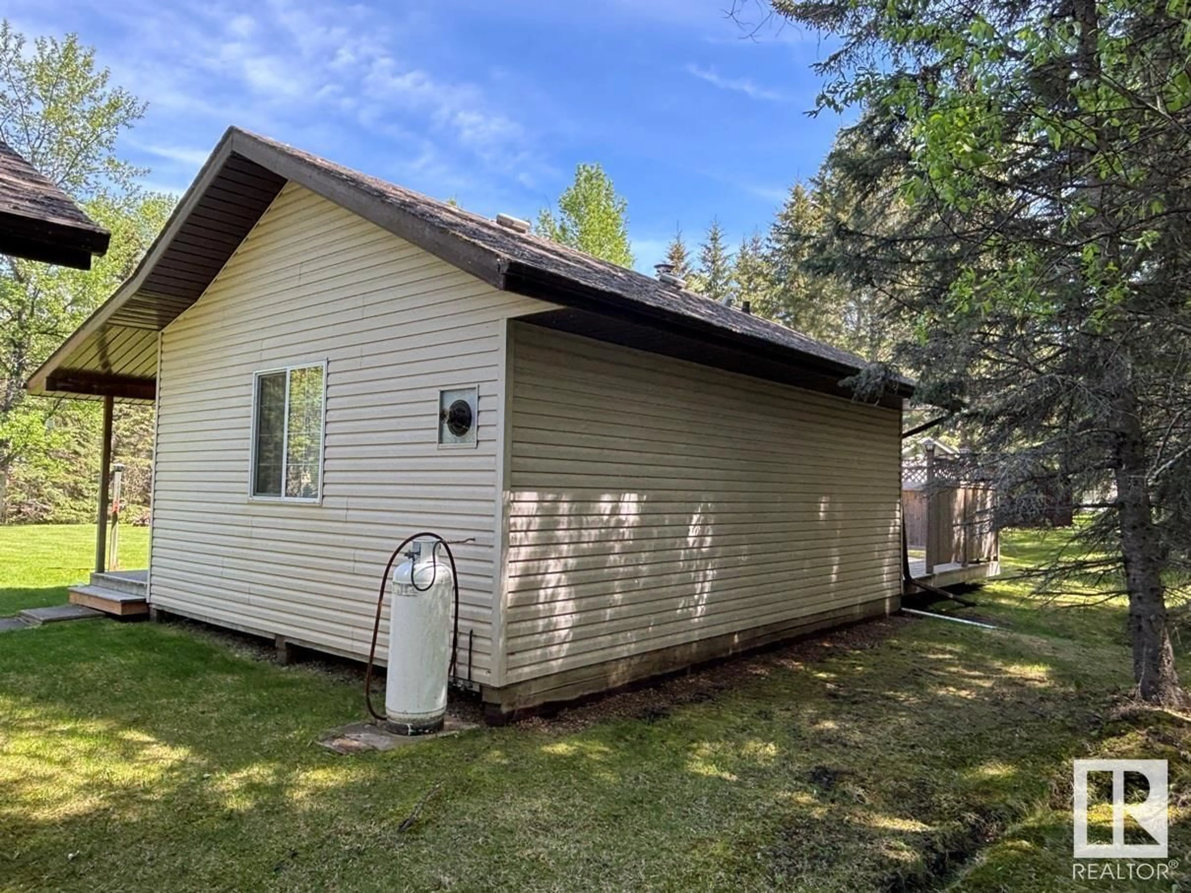 Shed for 82 RGE ROAD 63, Rural Wetaskiwin County Alberta T0C0T0