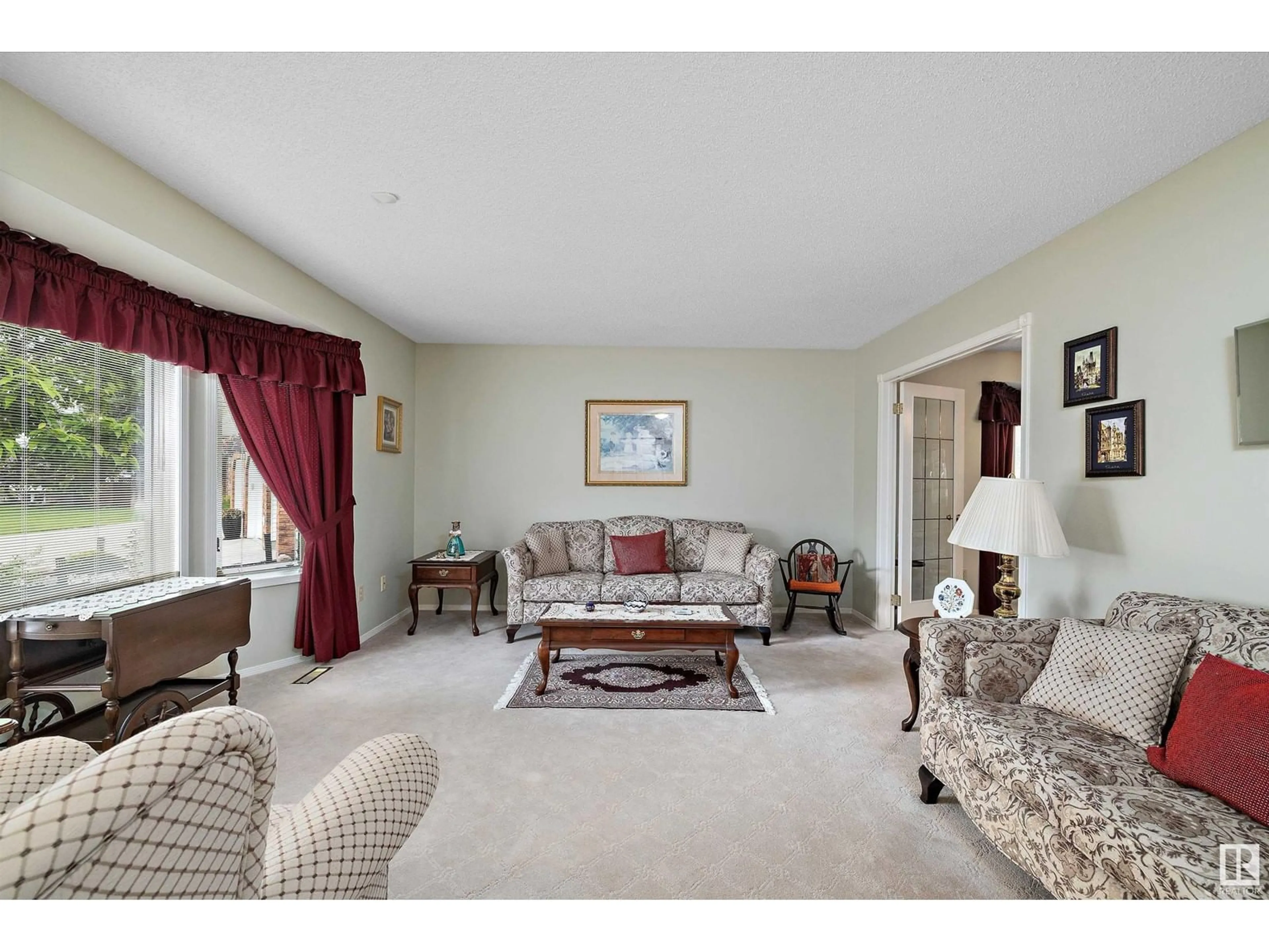Living room with furniture, carpet floor for 60 HIGHCLIFF RD, Sherwood Park Alberta T8A5K9