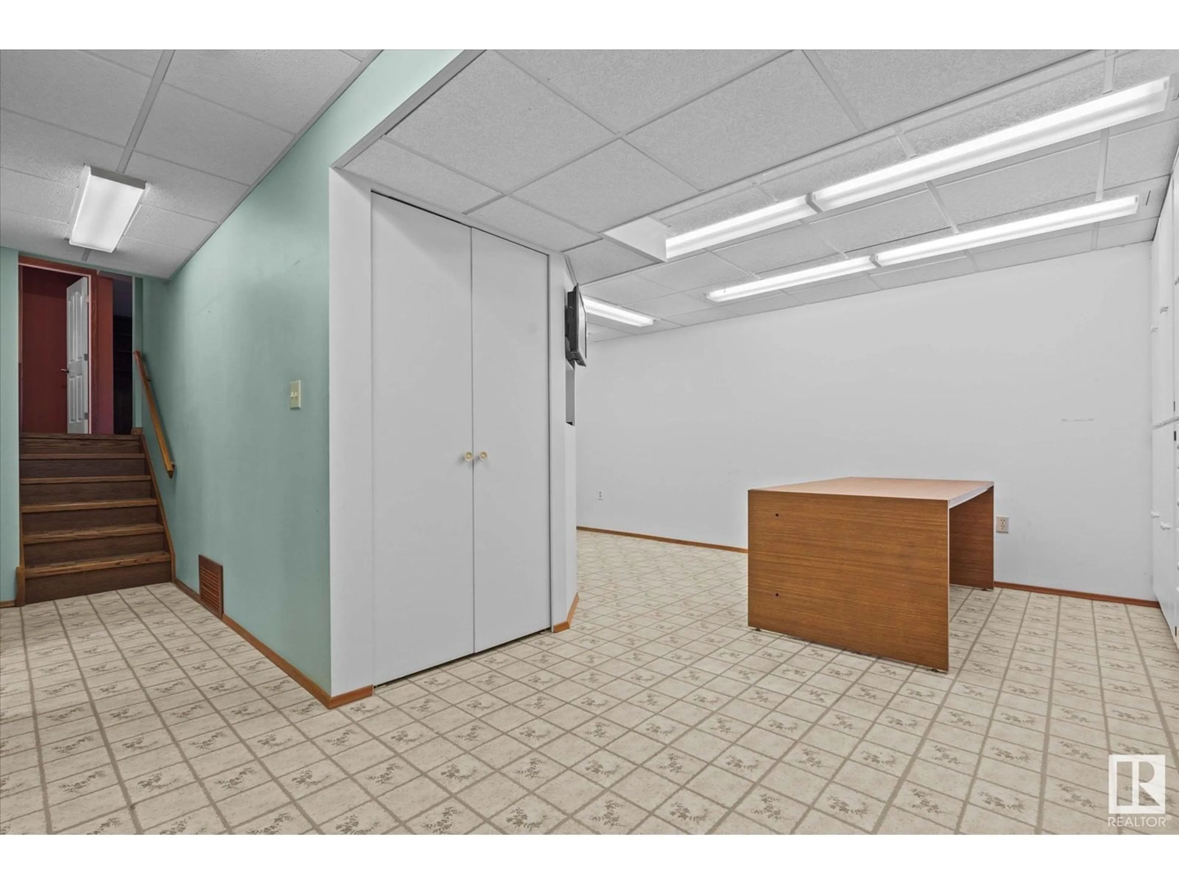 Storage room or clothes room or walk-in closet for 11 CLEARWATER CR, Devon Alberta T9G1C8