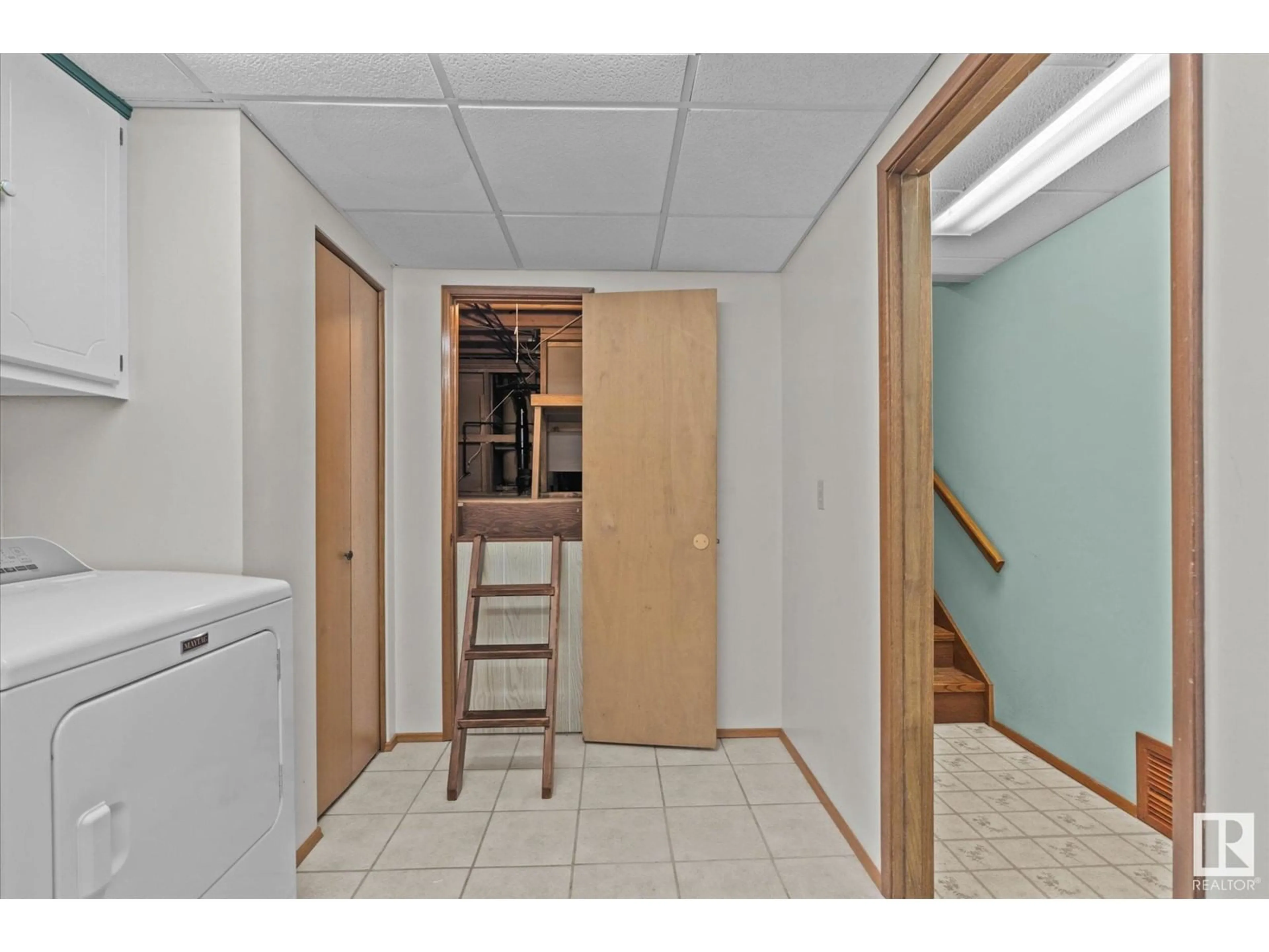 Storage room or clothes room or walk-in closet for 11 CLEARWATER CR, Devon Alberta T9G1C8