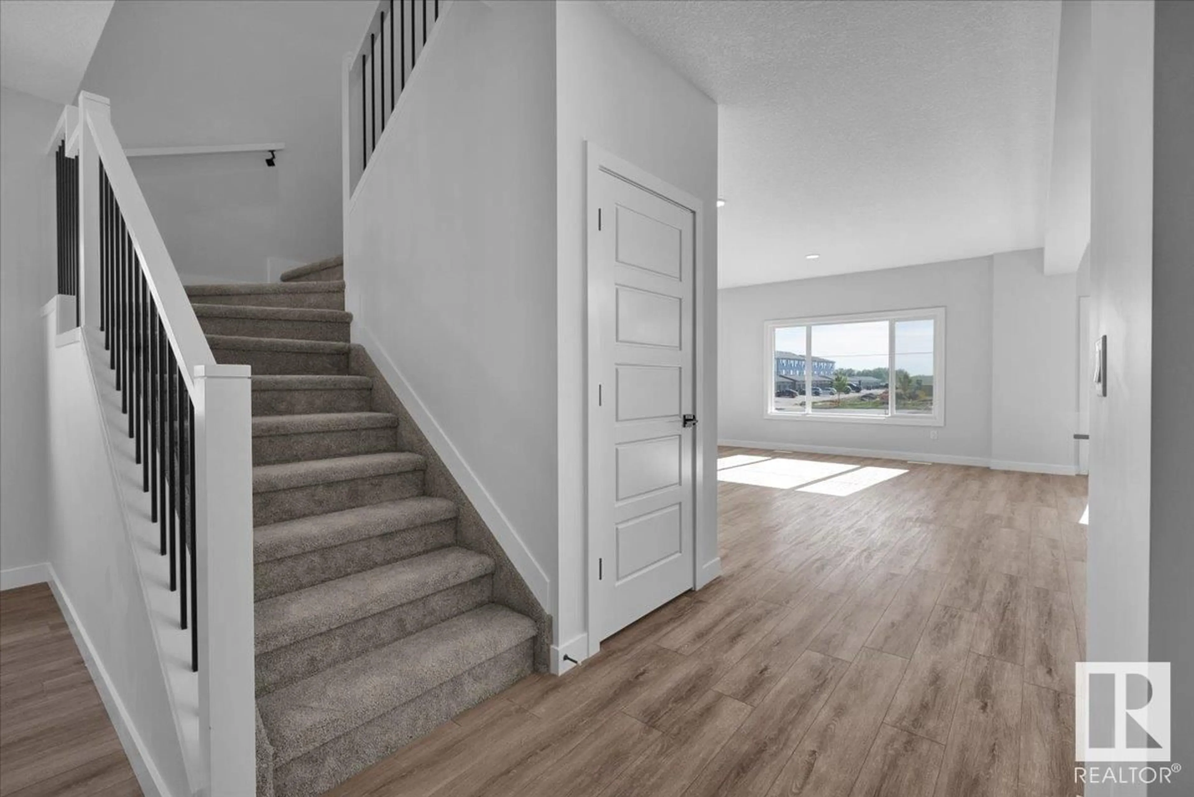 Indoor entryway for 56 KINGSBURY CI, Spruce Grove Alberta T7X0C9