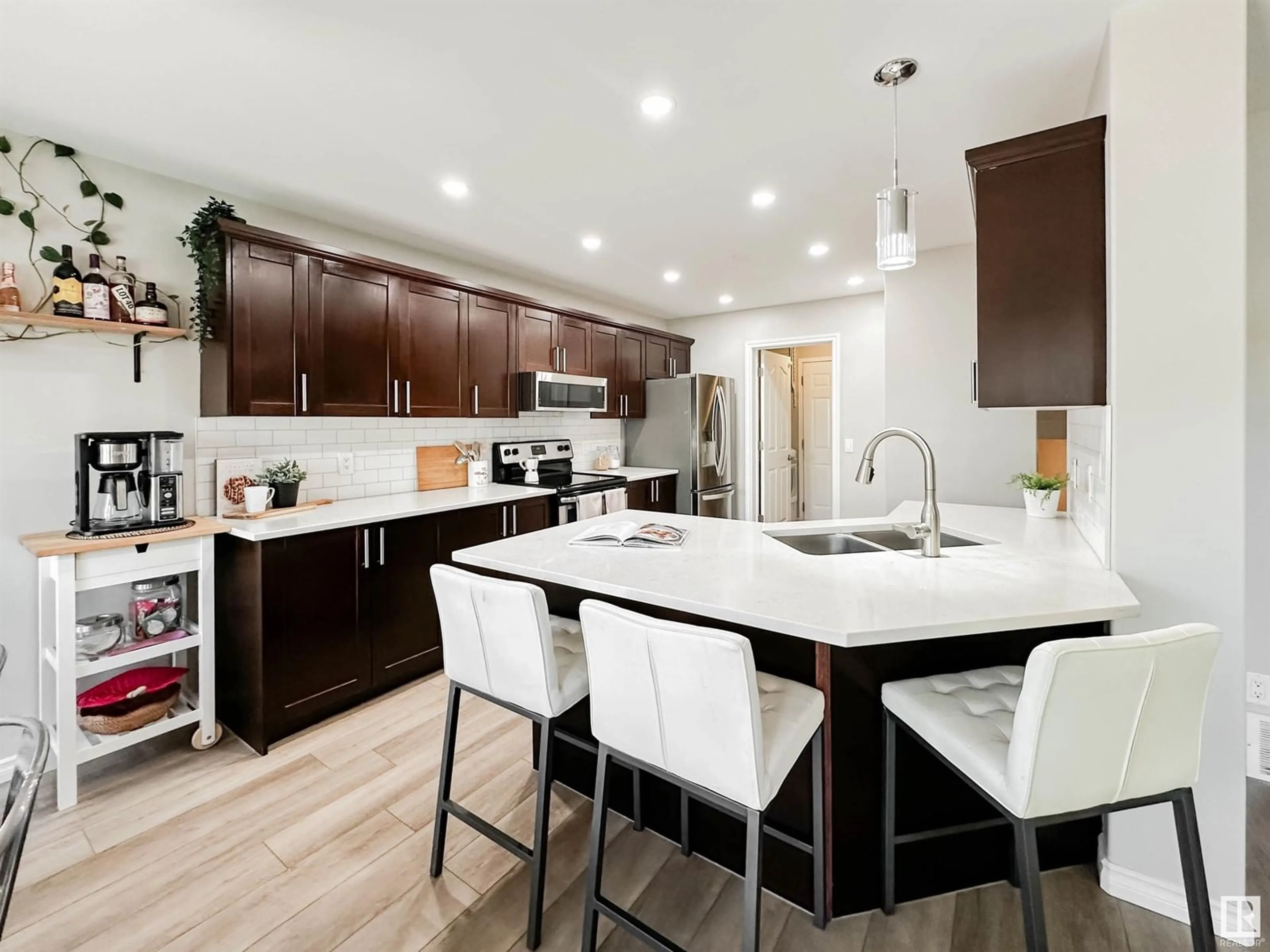 Open concept kitchen, unknown for 70 DARTMOUTH CR, St. Albert Alberta T8N6N9