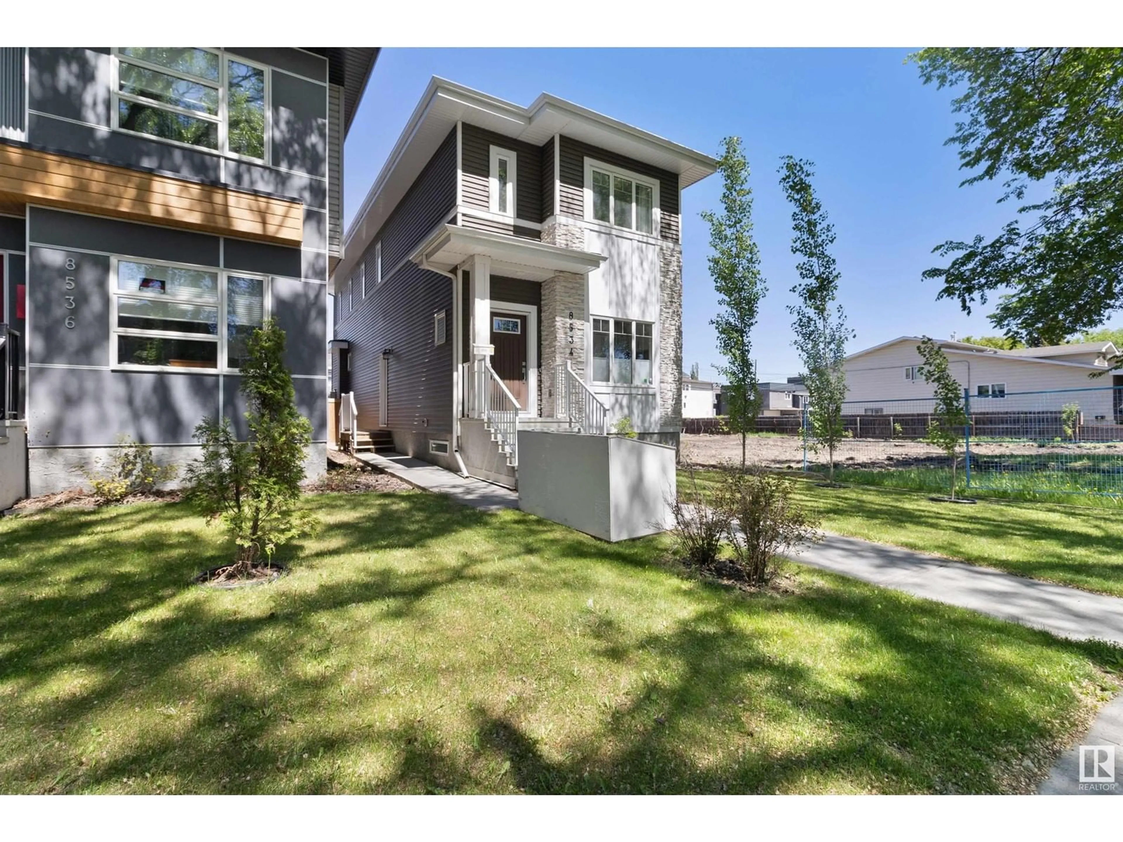 Unknown for 8534 81 AV, Edmonton Alberta T6C0W4