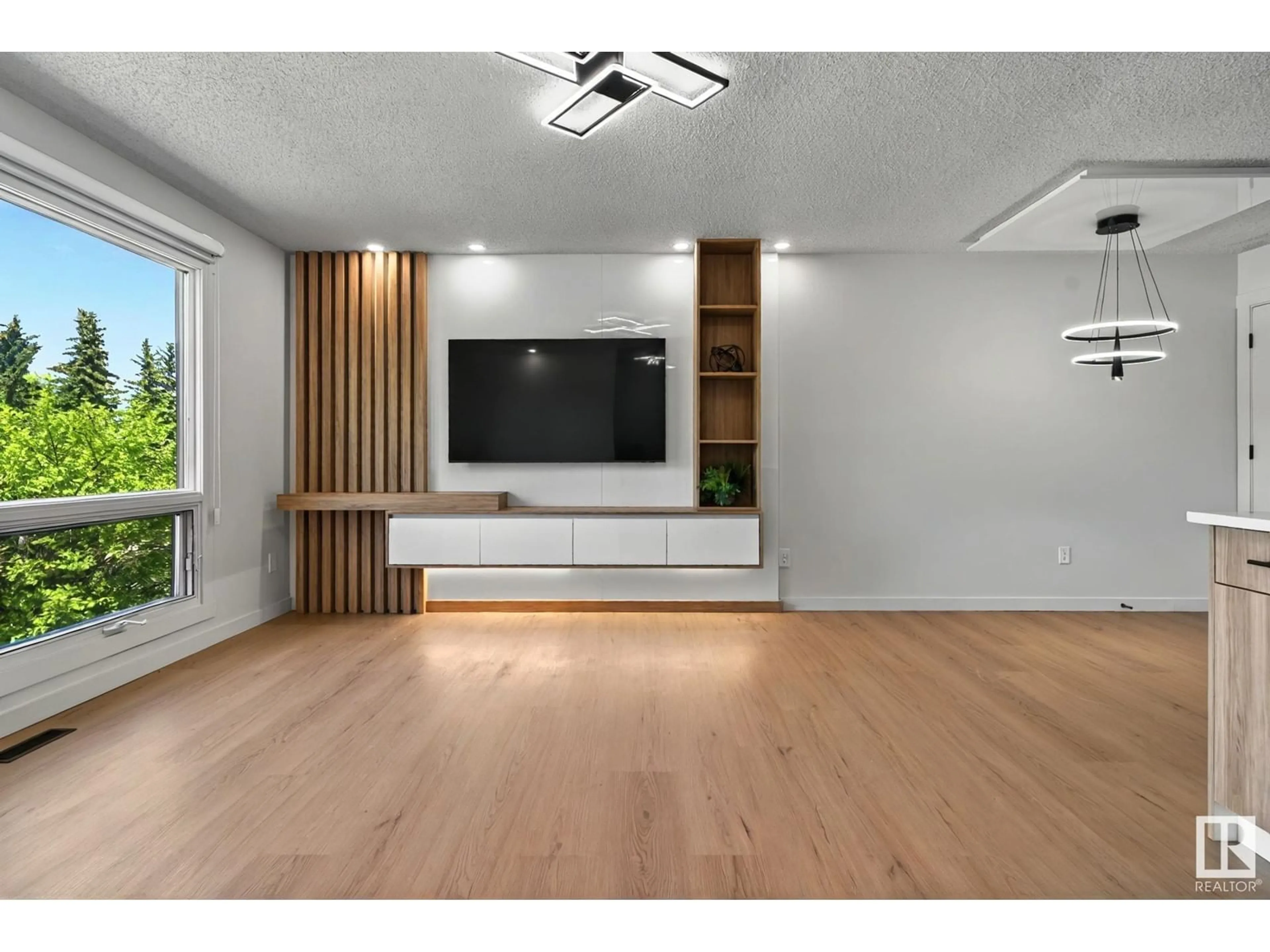 Home theater for 14615 21 ST, Edmonton Alberta T5Y1V8