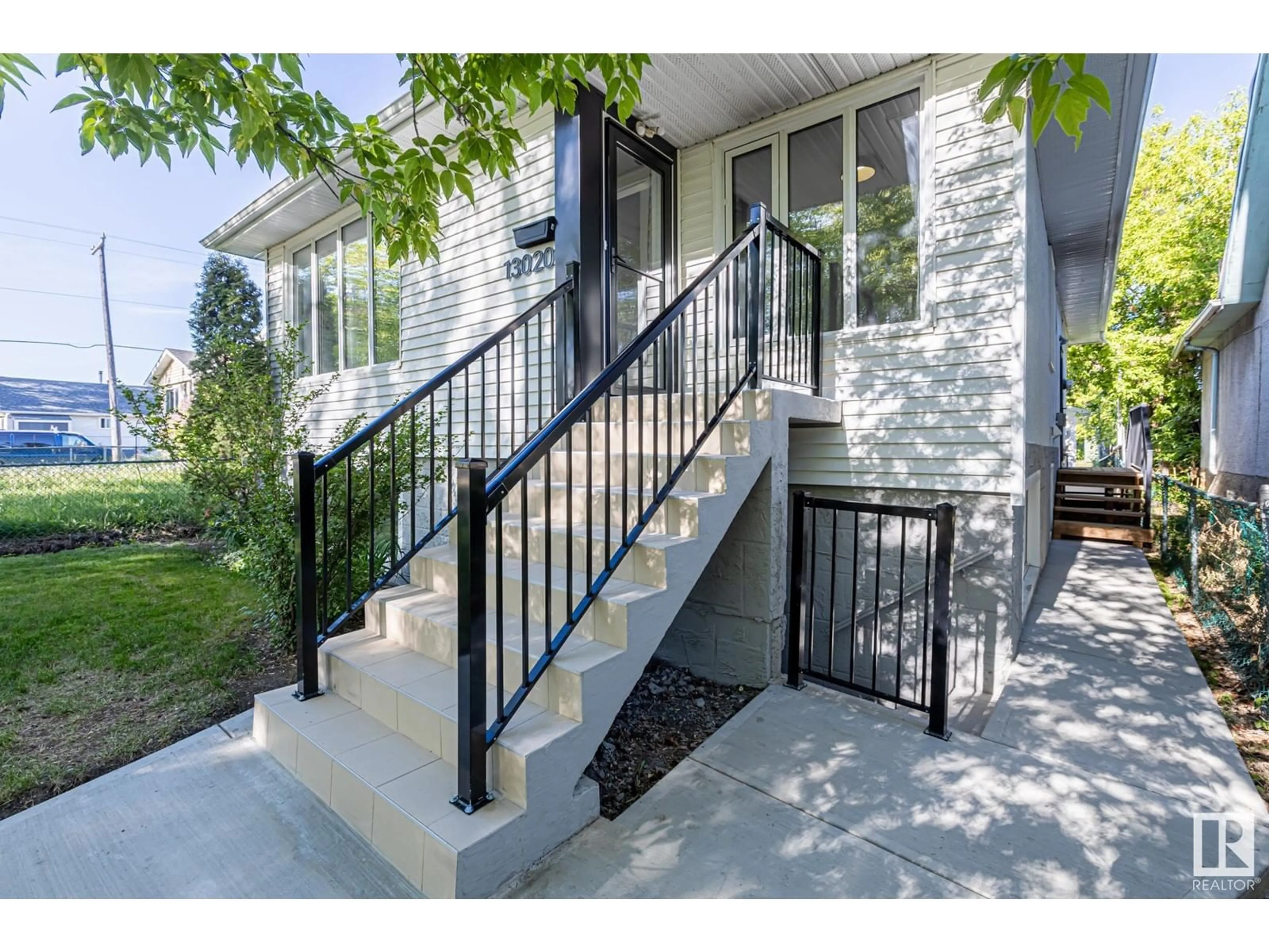 Unknown for NW - 13020 65 ST, Edmonton Alberta T5A1A1