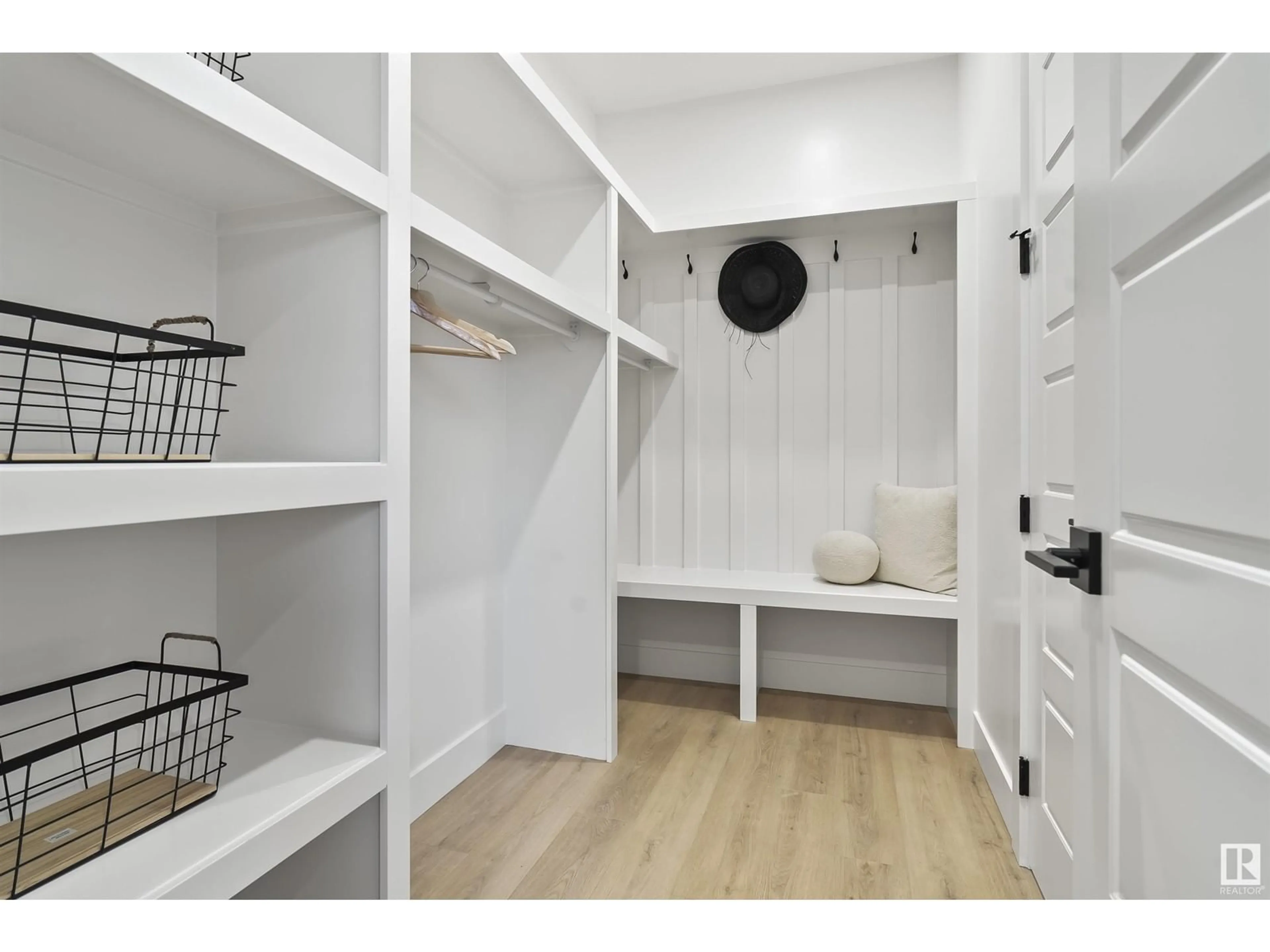 Storage room or clothes room or walk-in closet for 7024 KIVIAQ CRESCENT, Edmonton Alberta T6W5R2