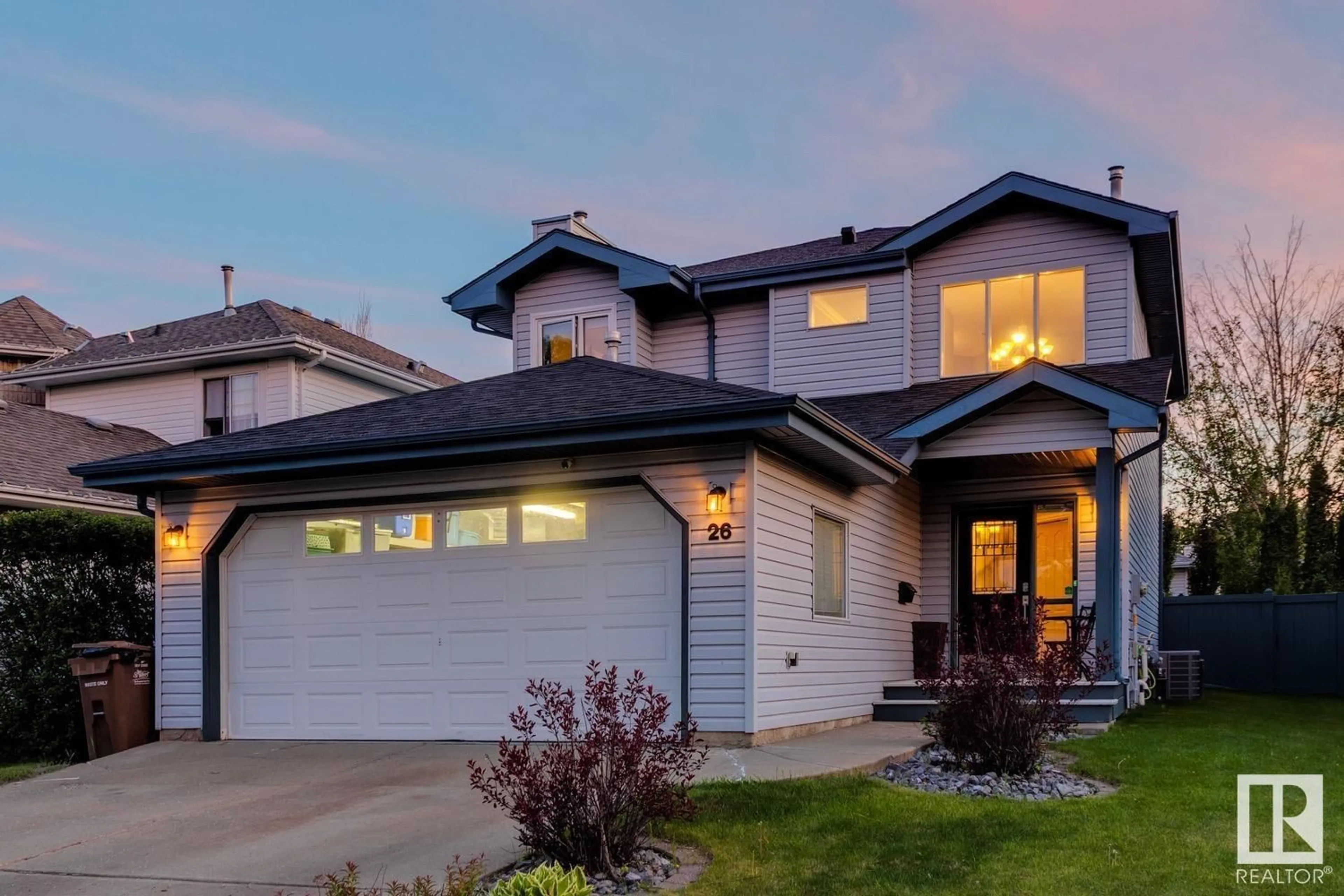 Home with vinyl exterior material, street for 26 OAKRIDGE DR, St. Albert Alberta T8N6E7