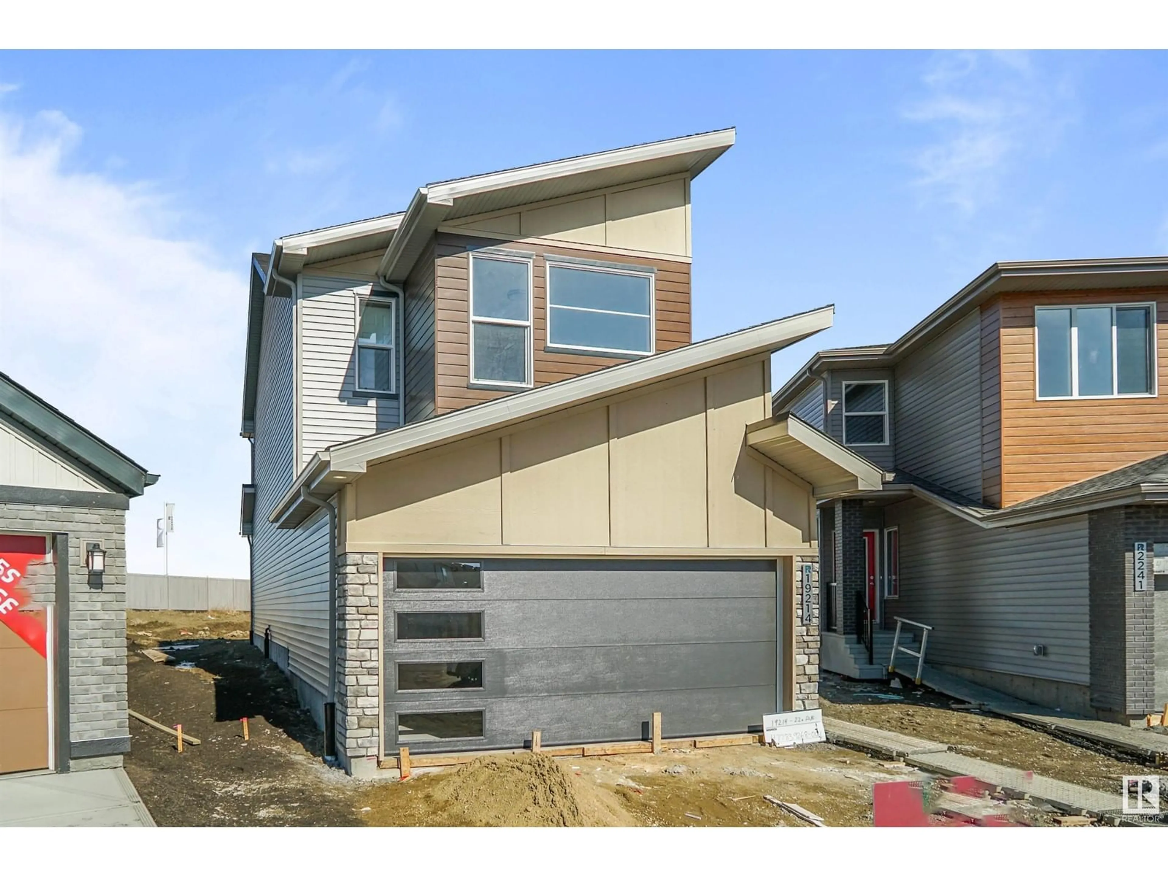Home with vinyl exterior material, street for 11 TENUTO LI, Spruce Grove Alberta T7X4E2