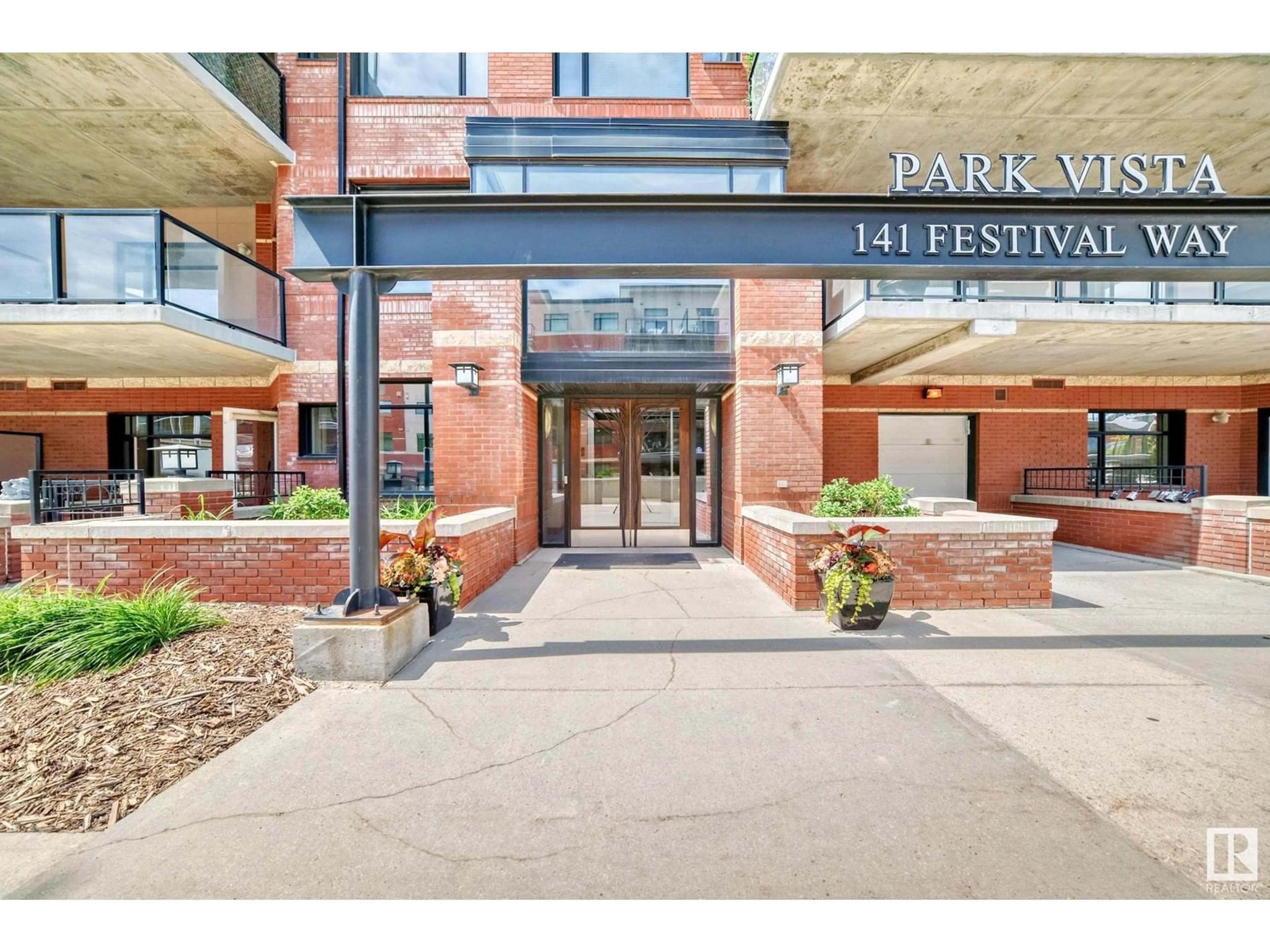 Indoor foyer for 201 - 141 FESTIVAL WY, Sherwood Park Alberta T8A3V8