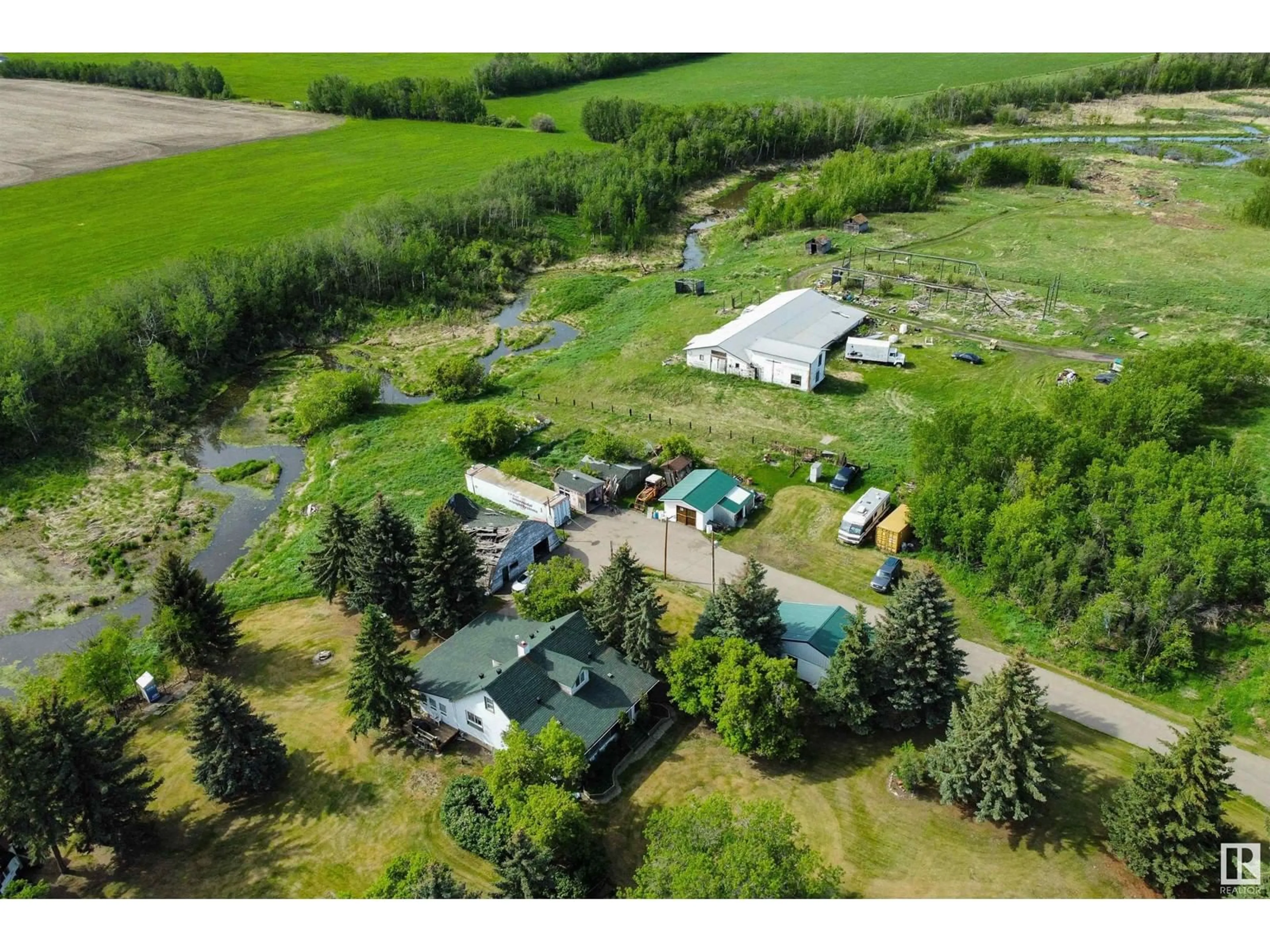 A pic from outside/outdoor area/front of a property/back of a property/a pic from drone, mountain view for 54318 RGE RD 255, St. Albert Alberta T8T0T8
