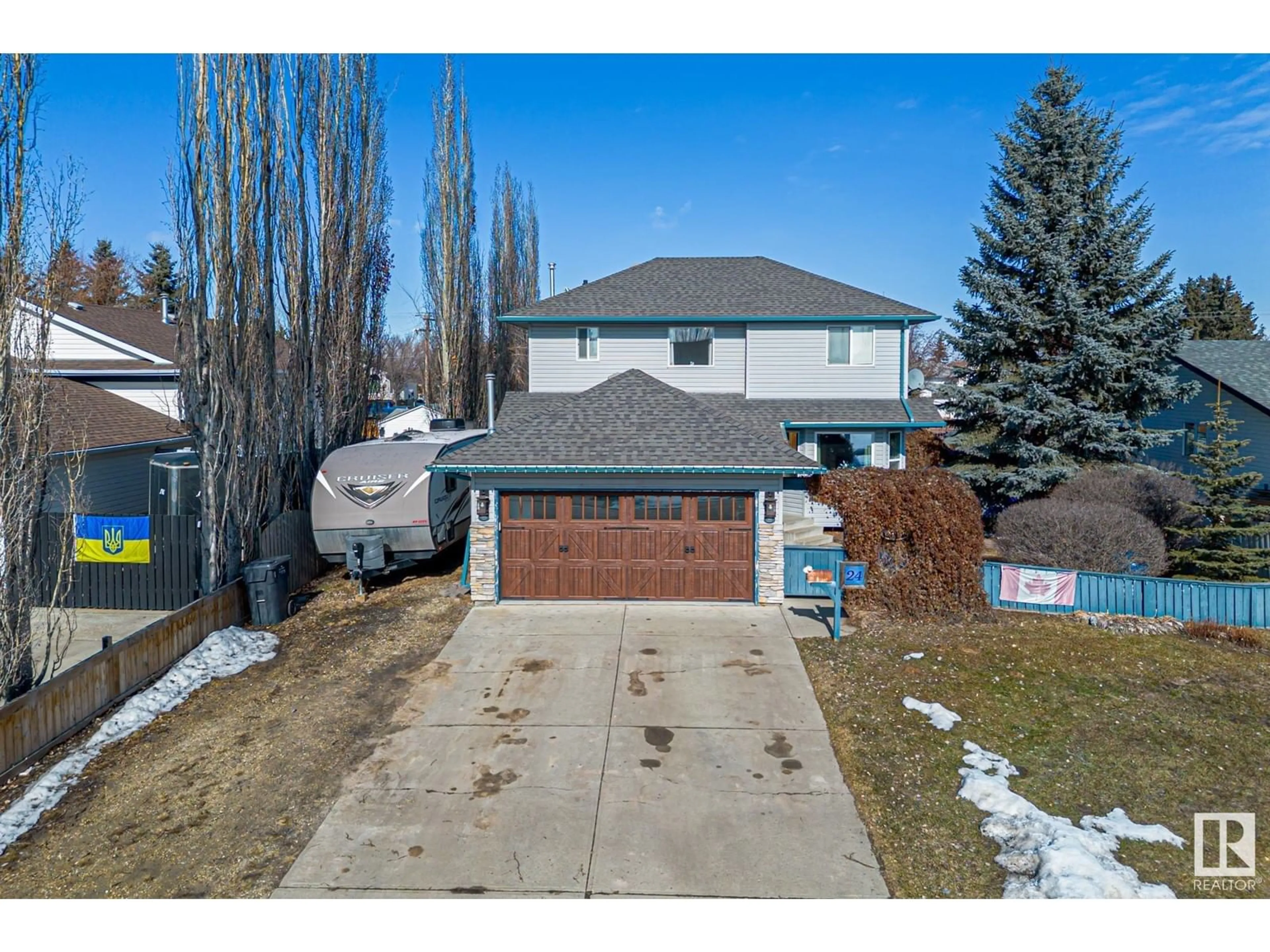 A pic from outside/outdoor area/front of a property/back of a property/a pic from drone, street for 24 ECHO AV, Cardiff Alberta T8R1P2