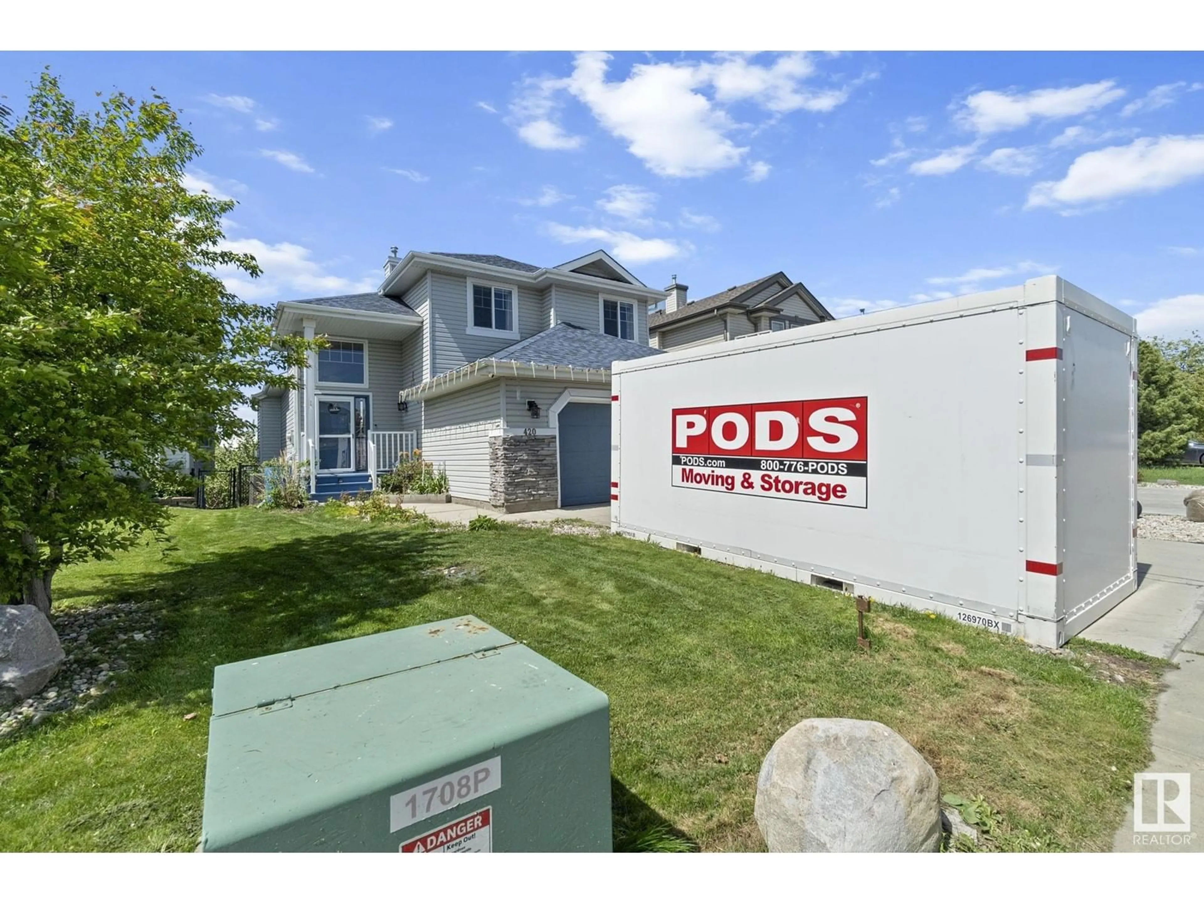 Home with vinyl exterior material, street for 420 86 ST, Edmonton Alberta T6X1A3