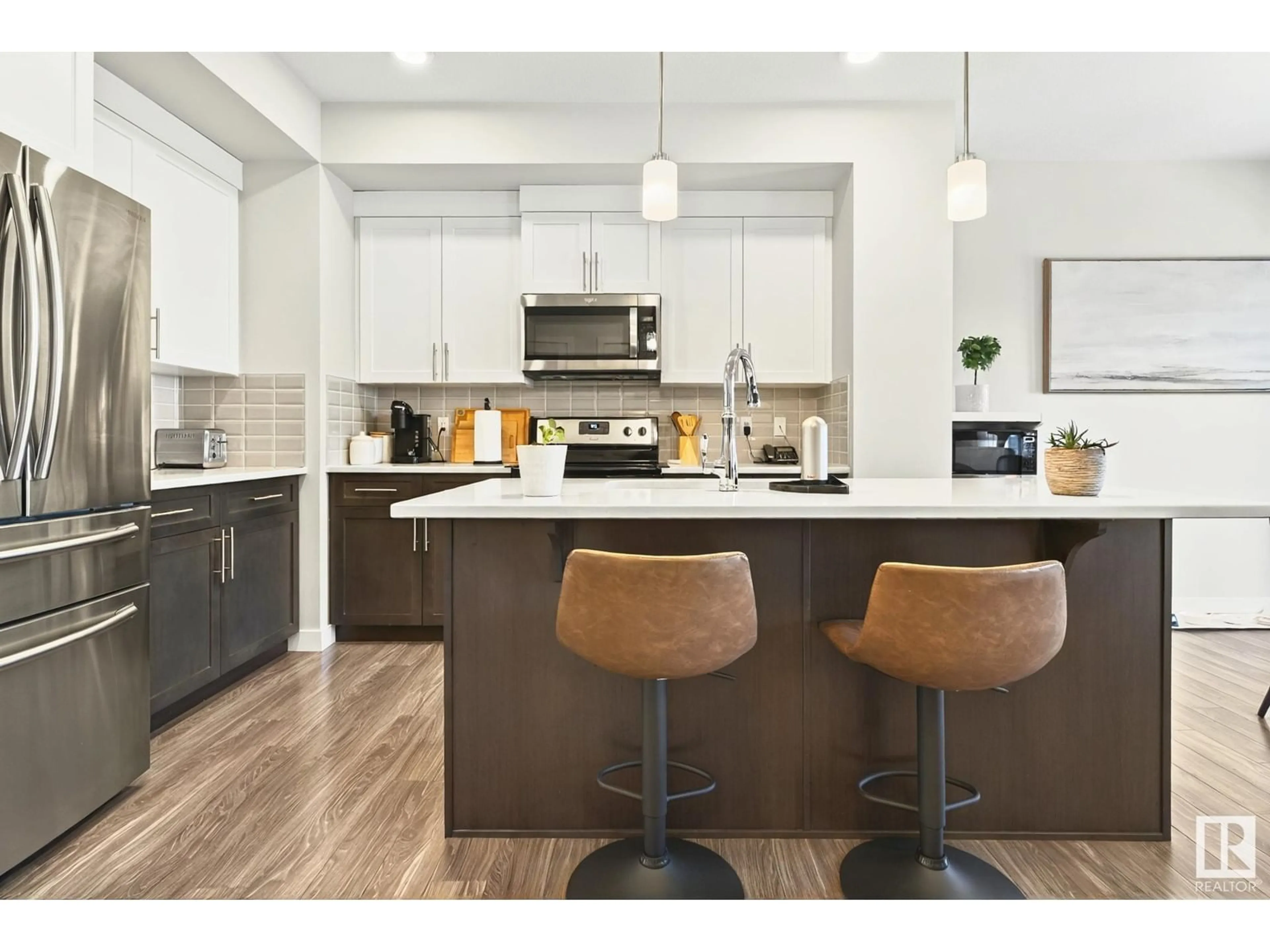 Open concept kitchen, unknown for 1813 KEENE CR, Edmonton Alberta T6W3J8