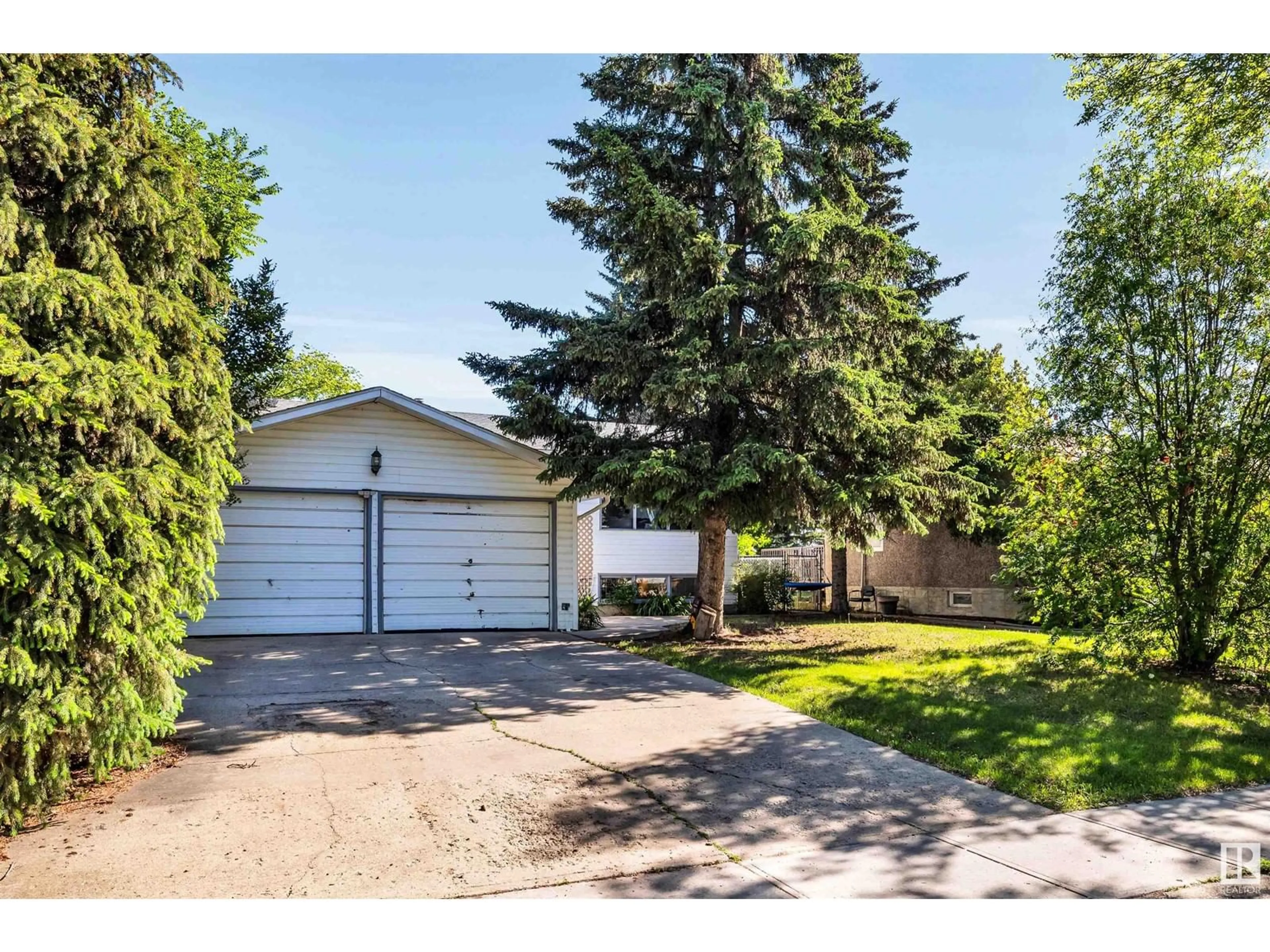 Unknown for 33 AMHERST CR, St. Albert Alberta T8N2P7