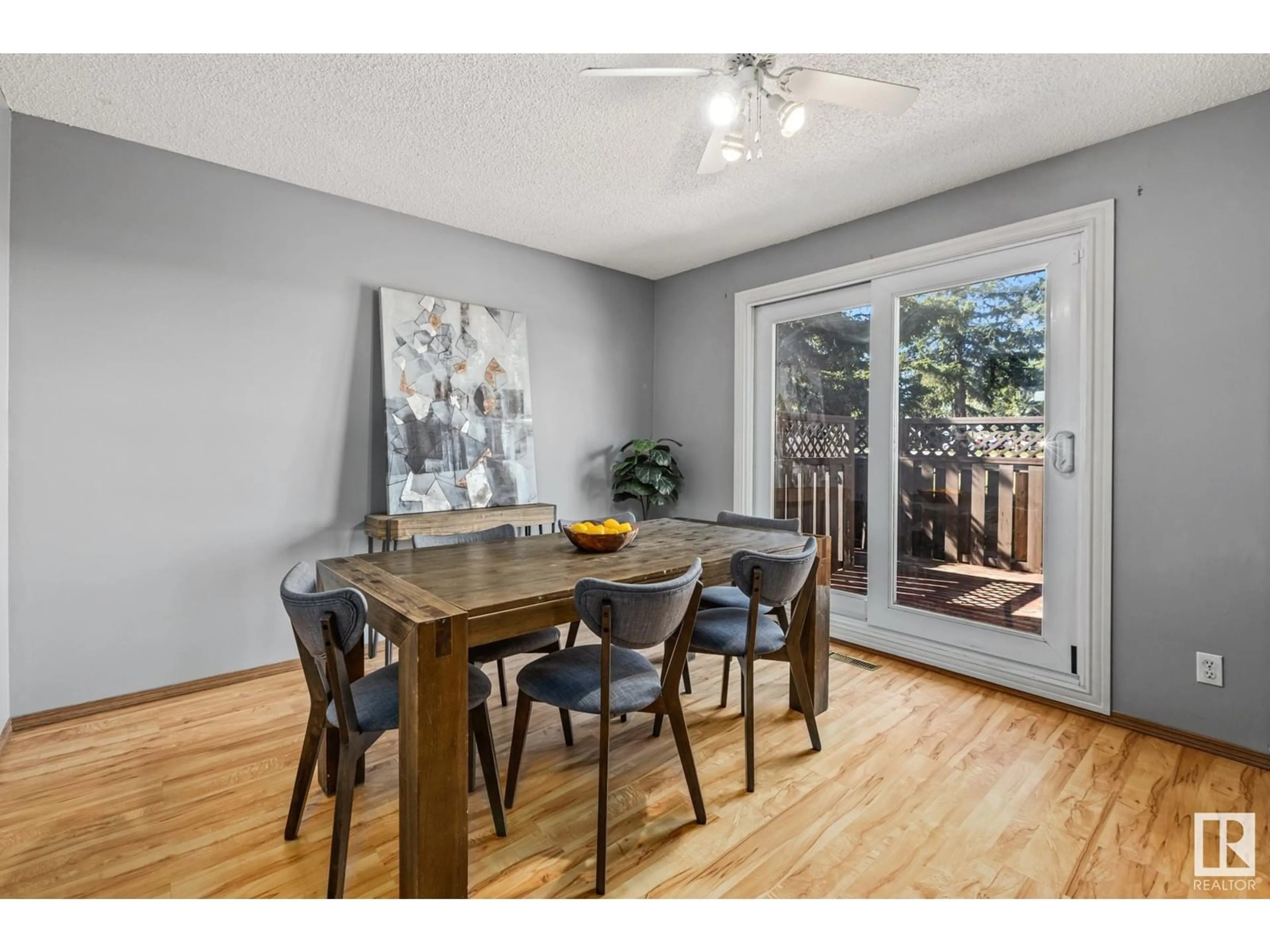 Dining room, wood/laminate floor for 595 MILLBOURNE RD E NW, Edmonton Alberta T6K3N3